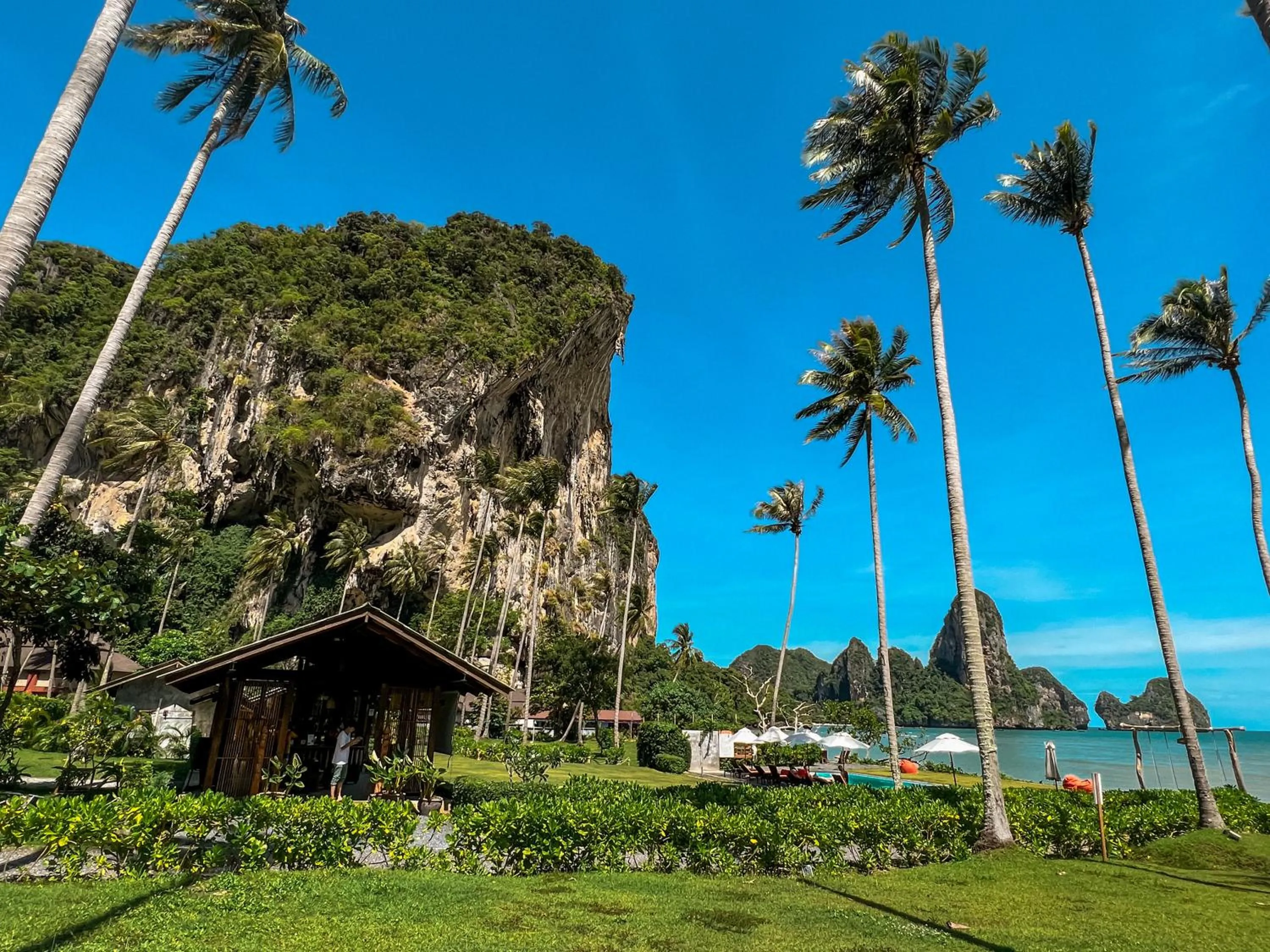 Restaurant/places to eat in Tinidee Hideaway Tonsai Beach Krabi