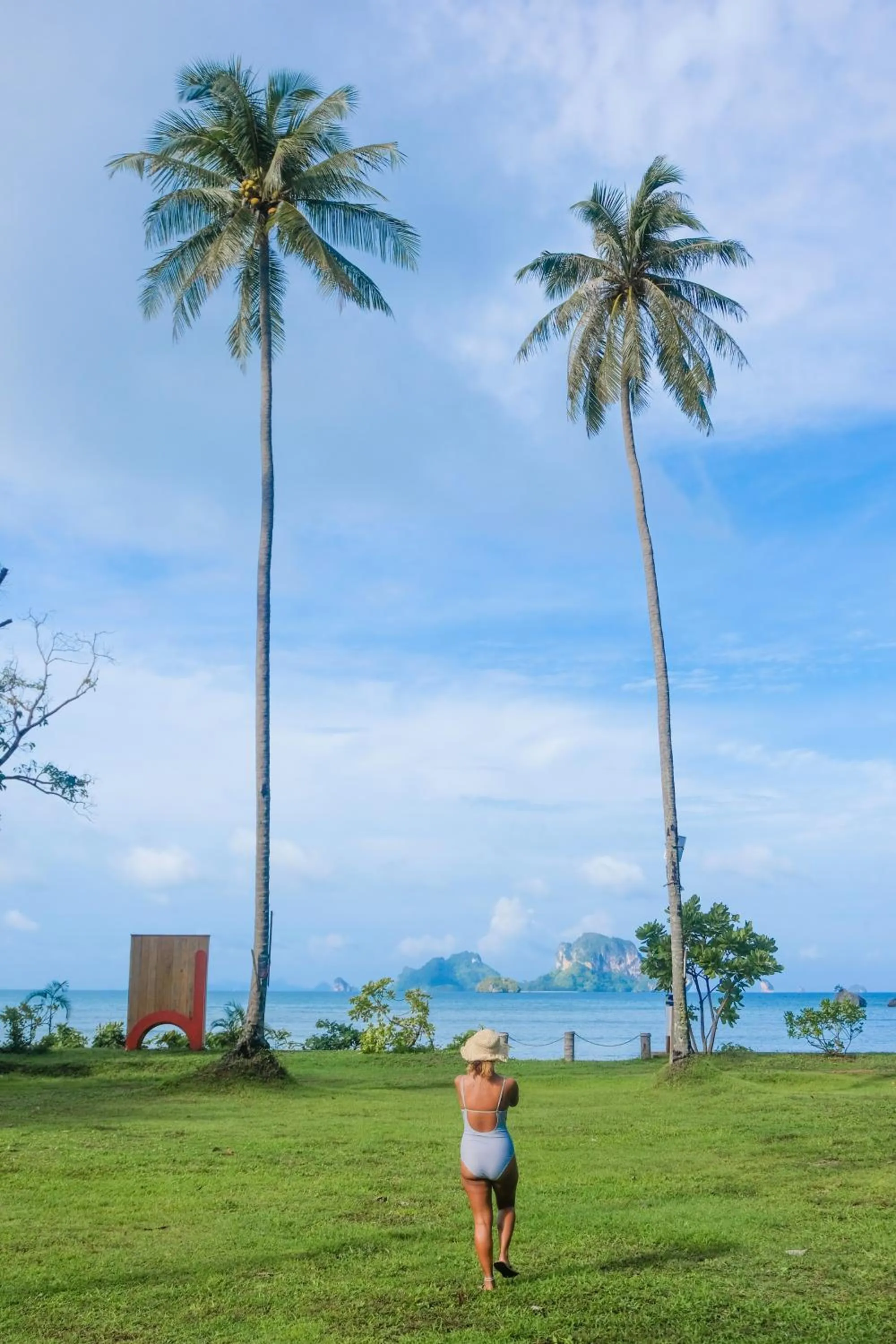 Nearby landmark in Tinidee Hideaway Tonsai Beach Krabi