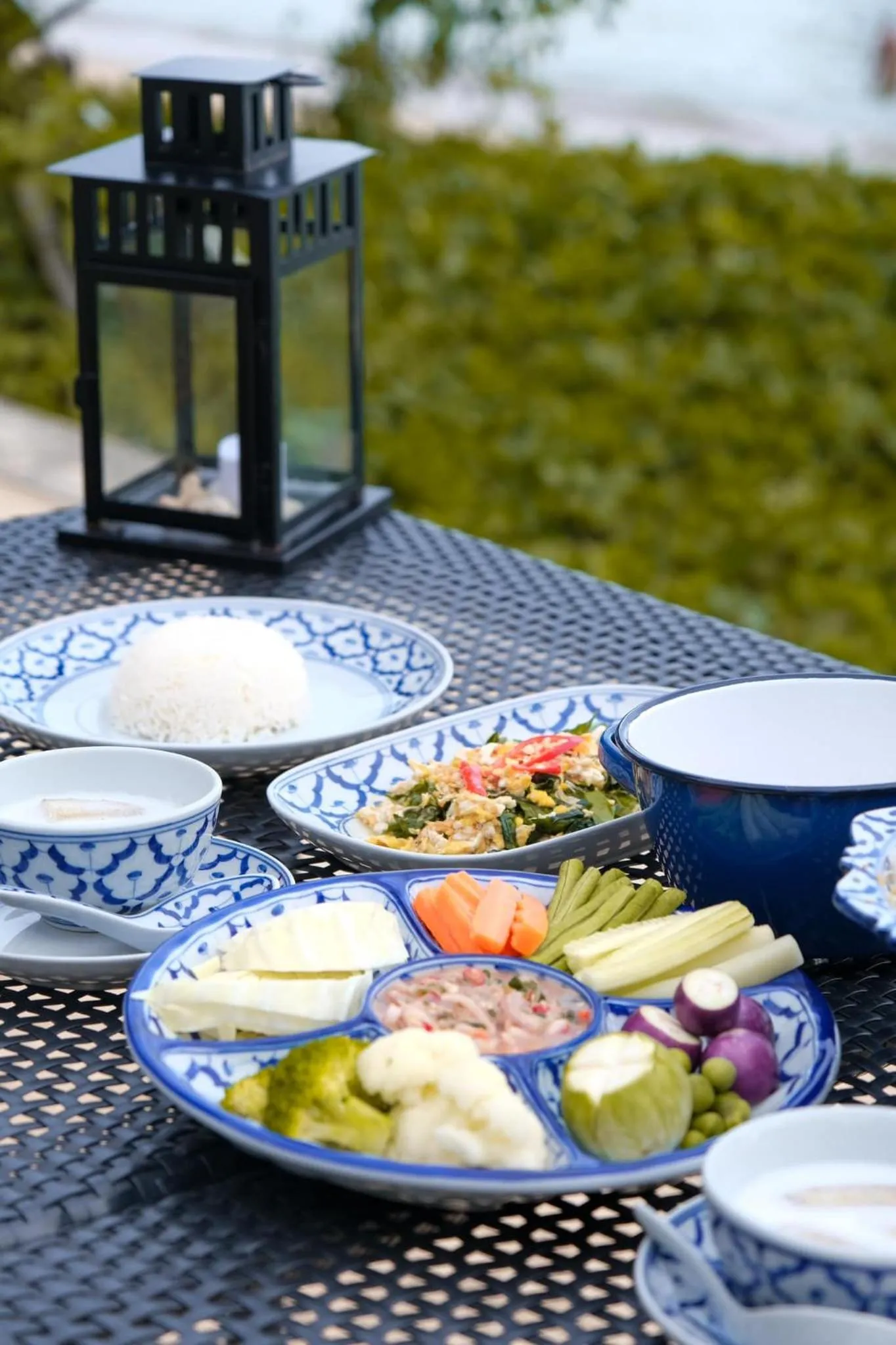 Food and drinks in Tinidee Hideaway Tonsai Beach Krabi