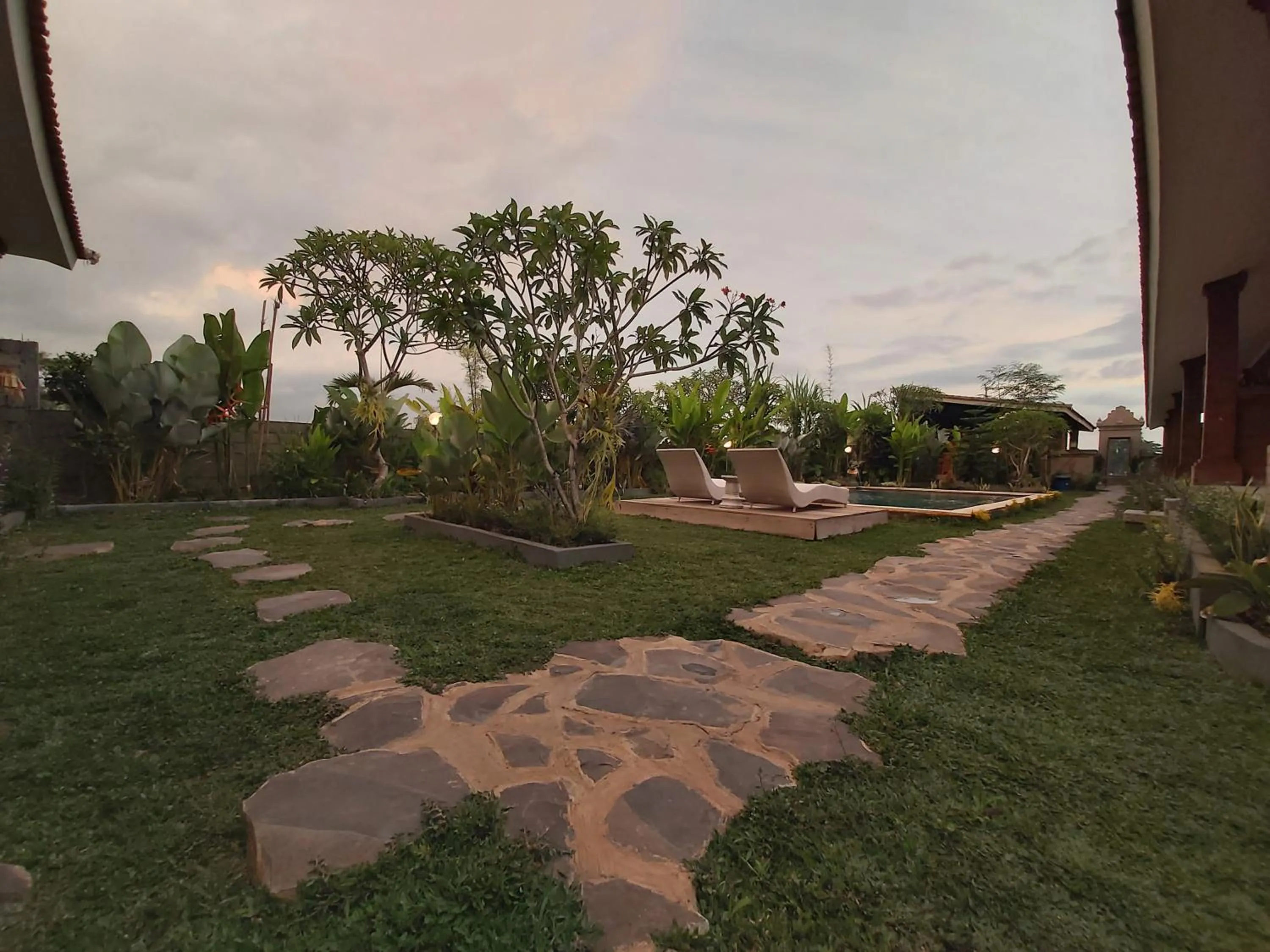Garden in Ayuna Family Ubud