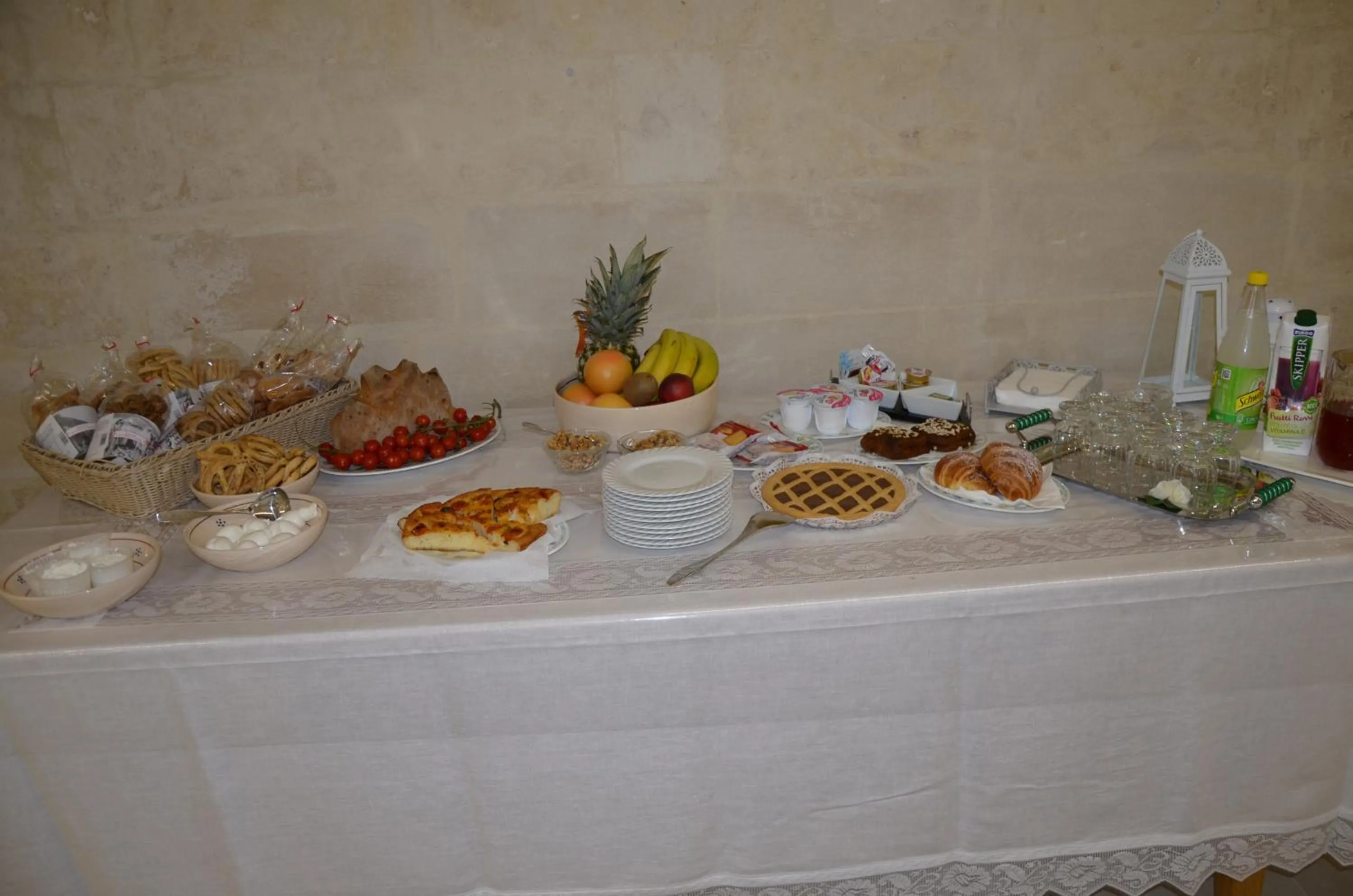 Breakfast in In & Out Matera