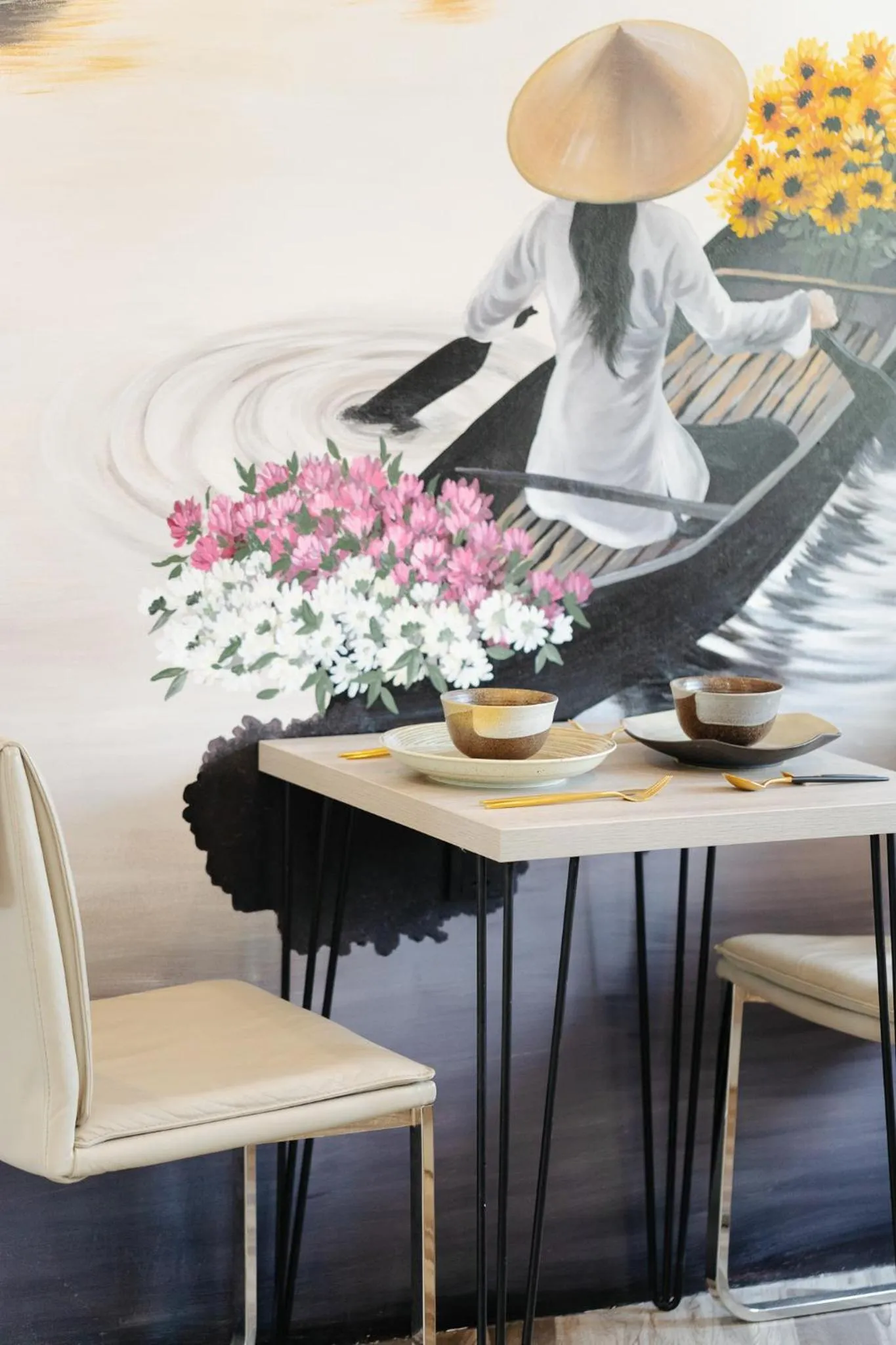 Seating area in Su Casa Hanoi Old Quarter