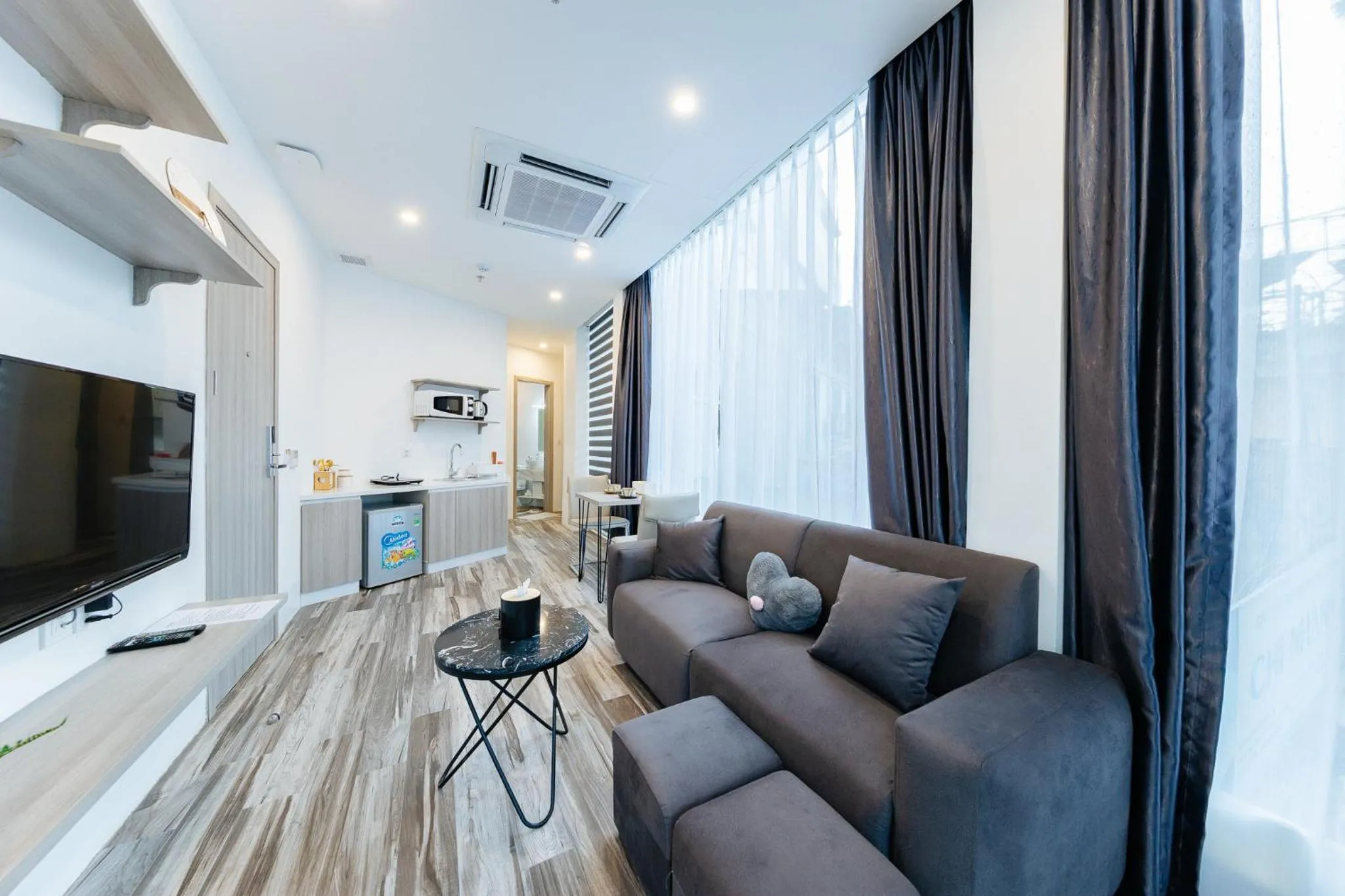 TV and multimedia in Su Casa Hanoi Old Quarter