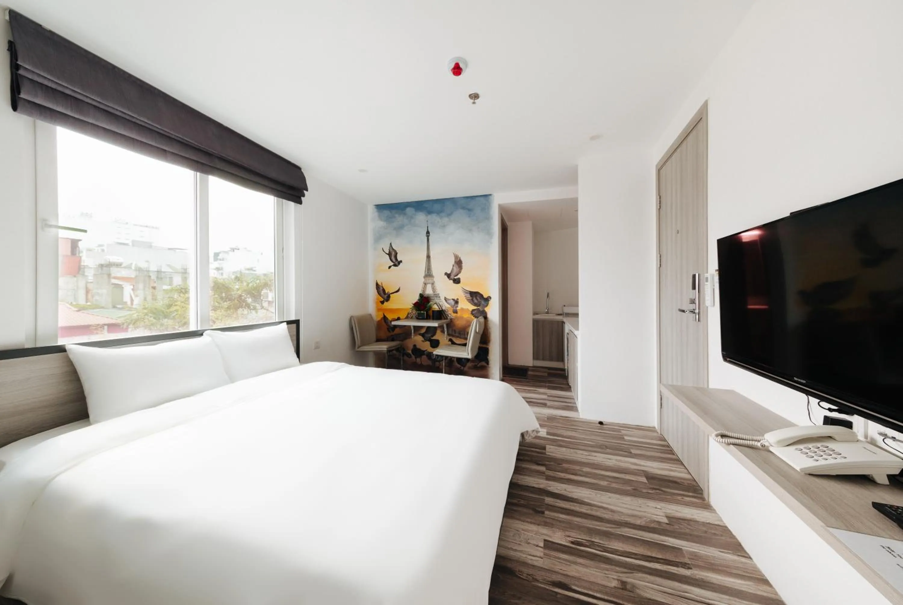 Bed in Su Casa Hanoi Old Quarter