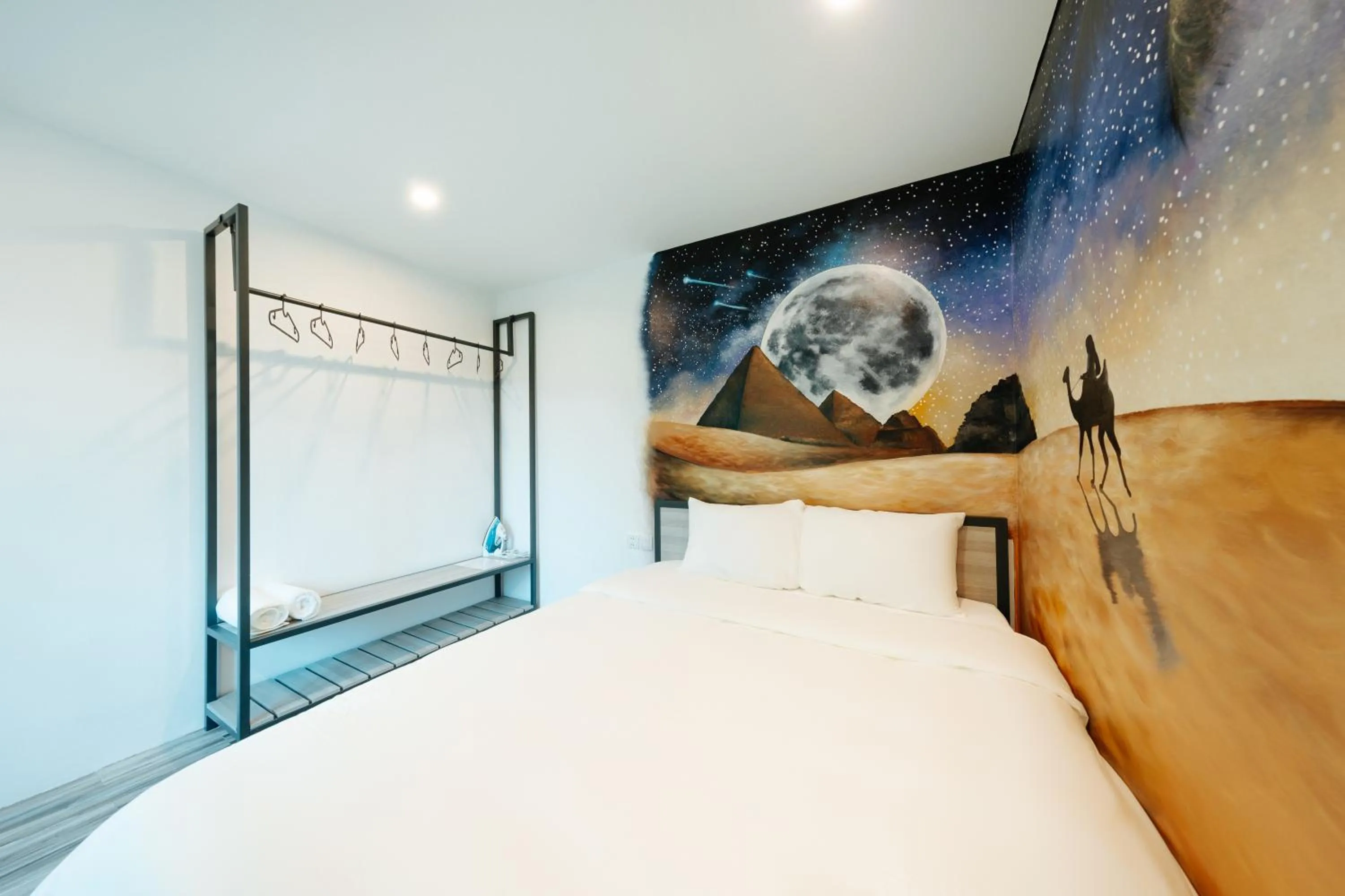 Bed in Su Casa Hanoi Old Quarter