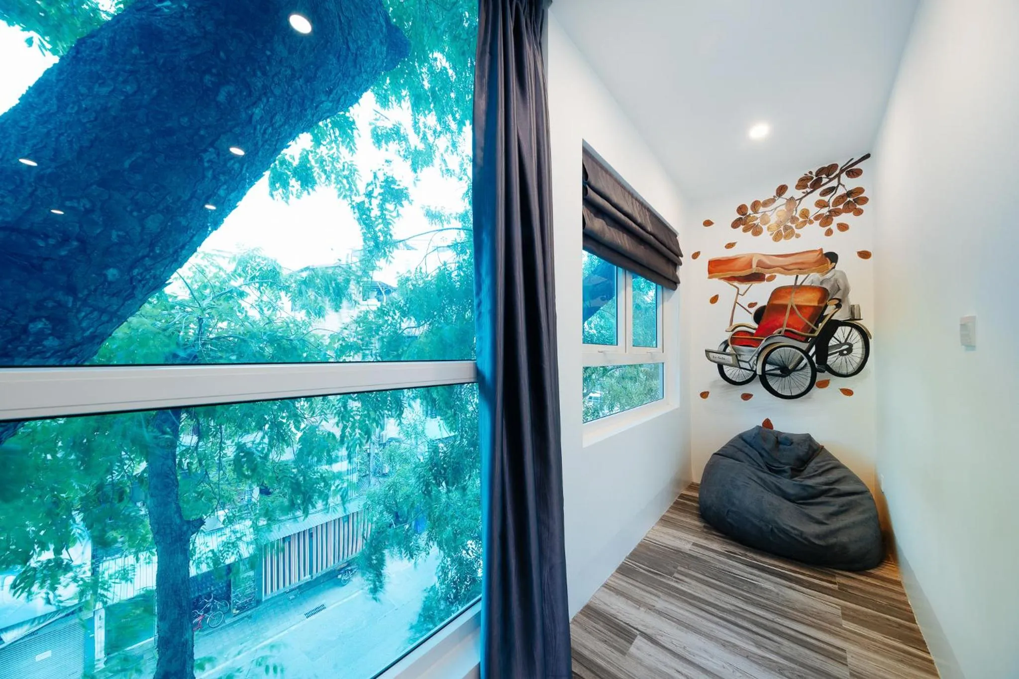 Living room in Su Casa Hanoi Old Quarter