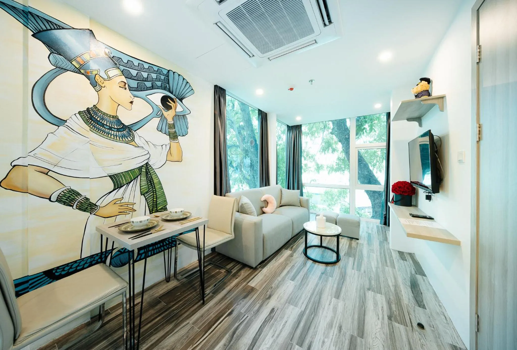 Living room in Su Casa Hanoi Old Quarter