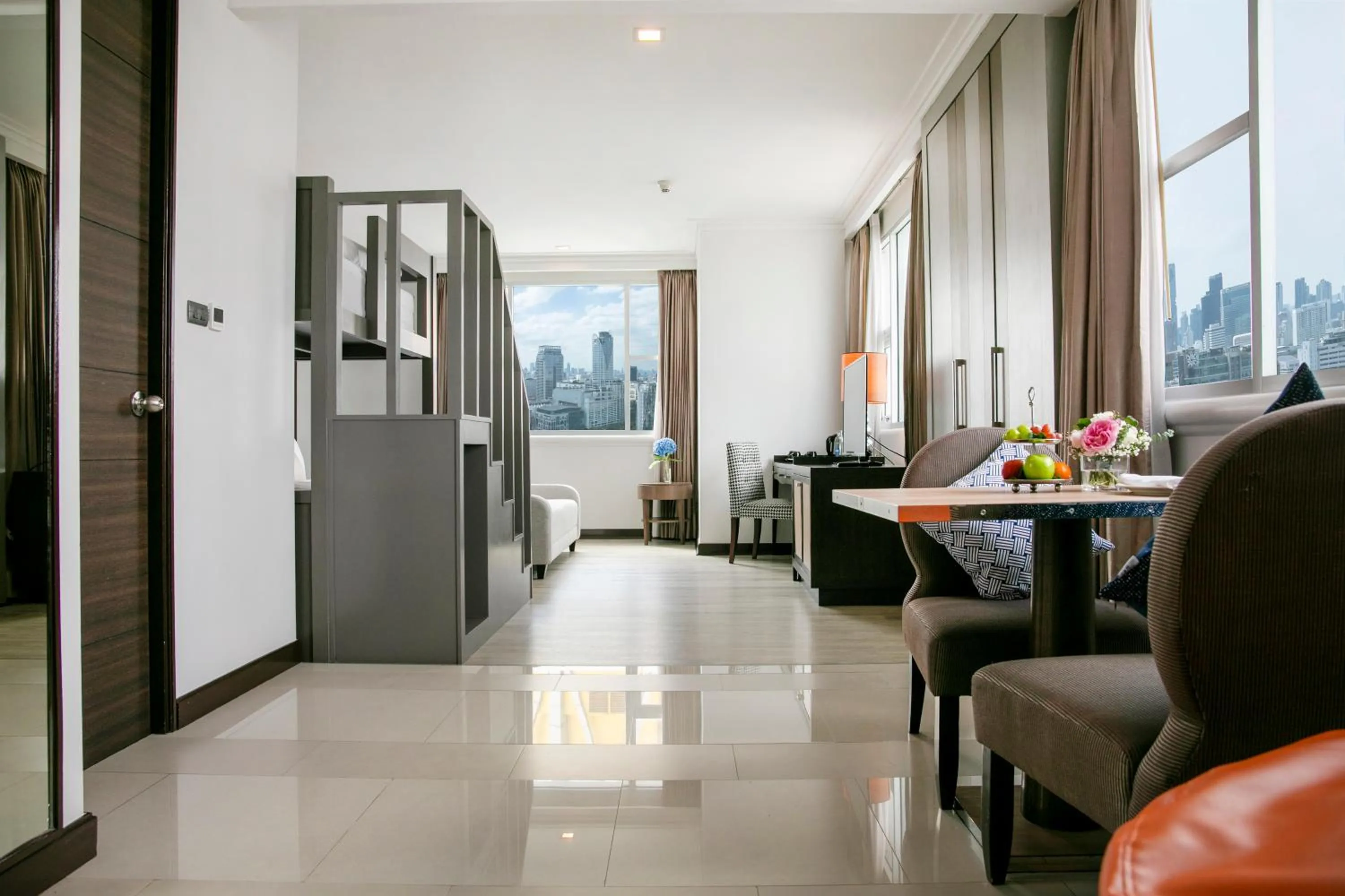 Living room in The Berkeley Hotel Pratunam