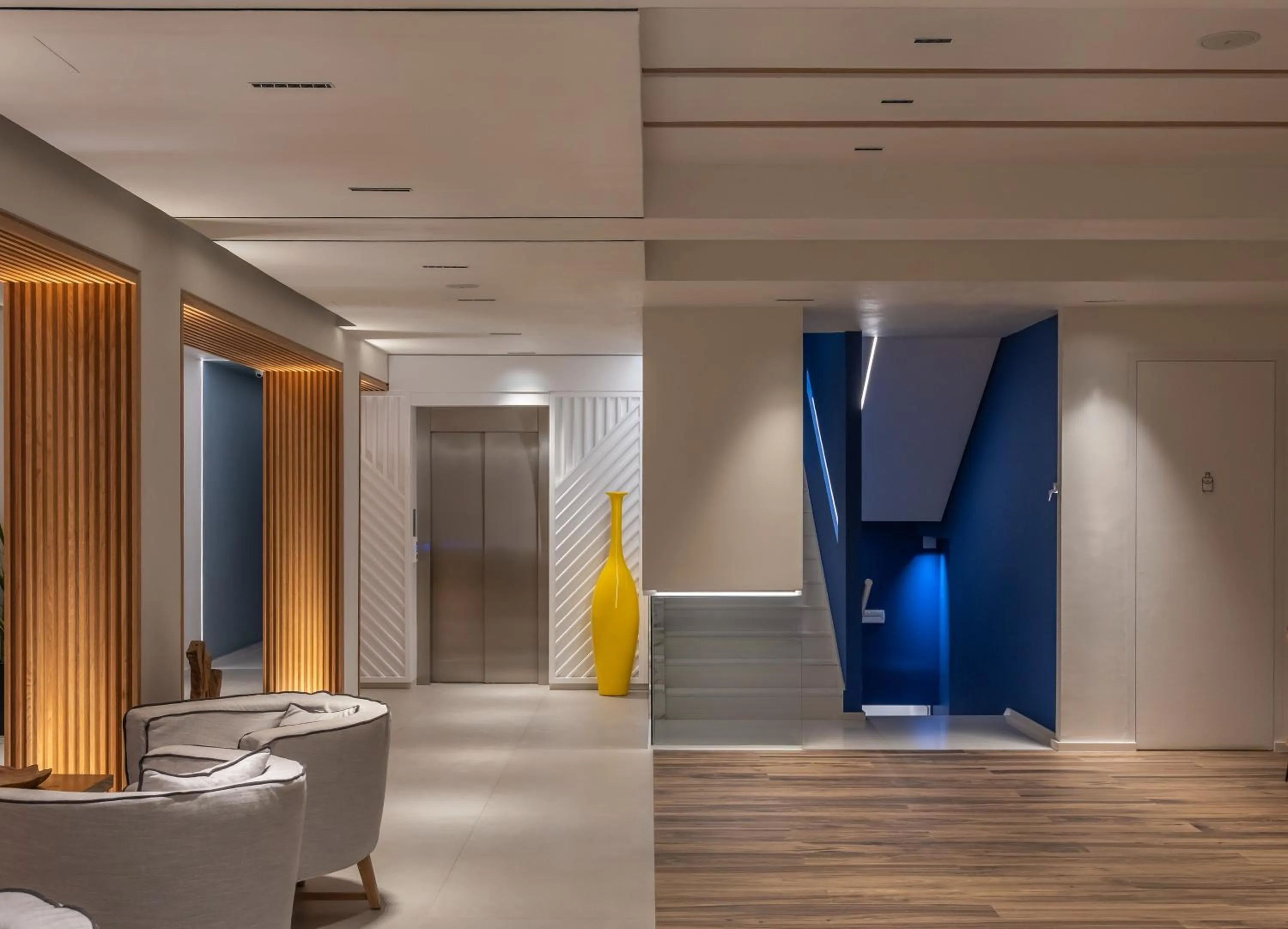 Lobby or reception in Enorme Ammos Beach