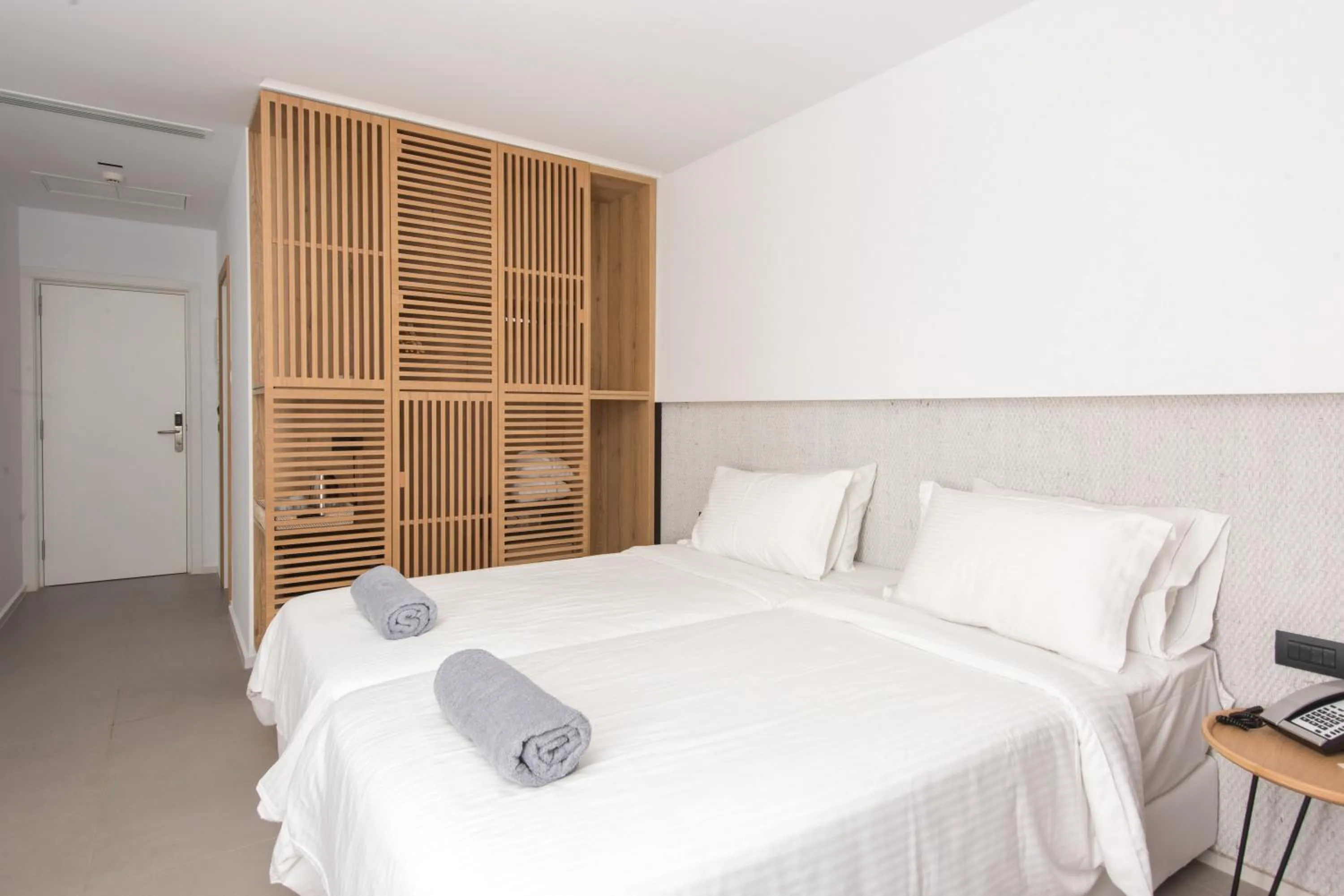 Bed in Enorme Ammos Beach