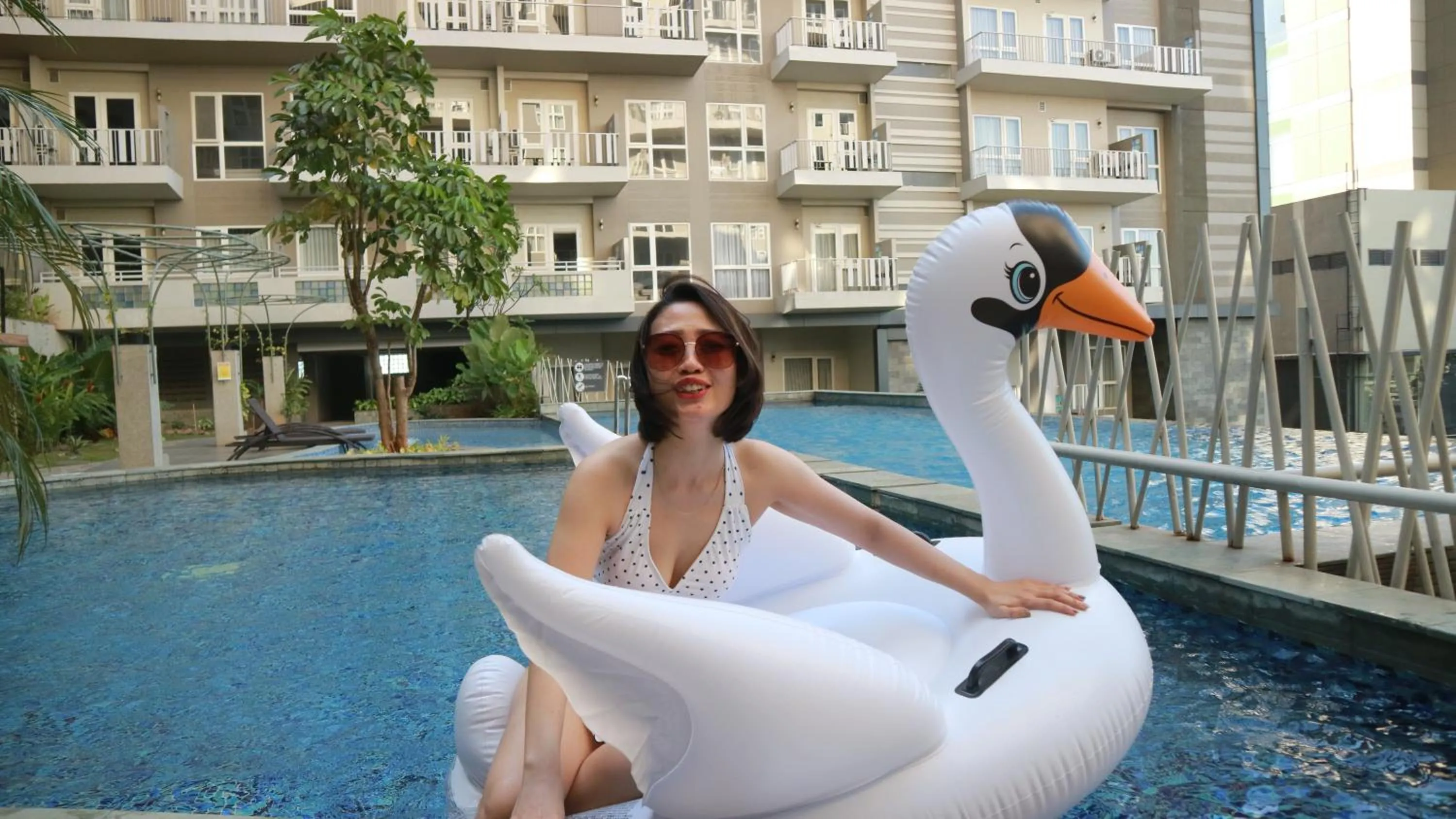 Swimming pool in Grande Valore Hotel Cikarang