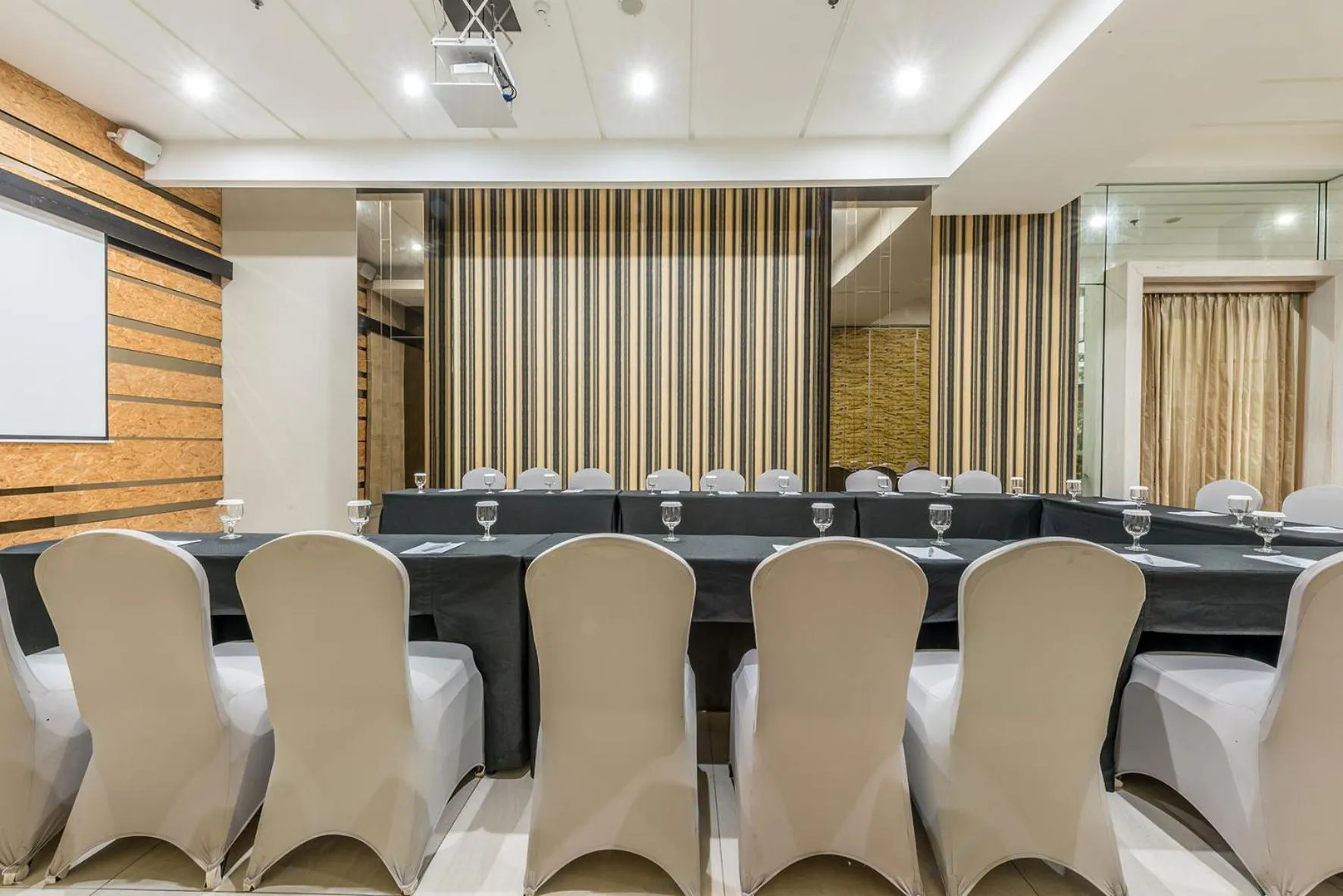 Meeting/conference room in Grande Valore Hotel Cikarang