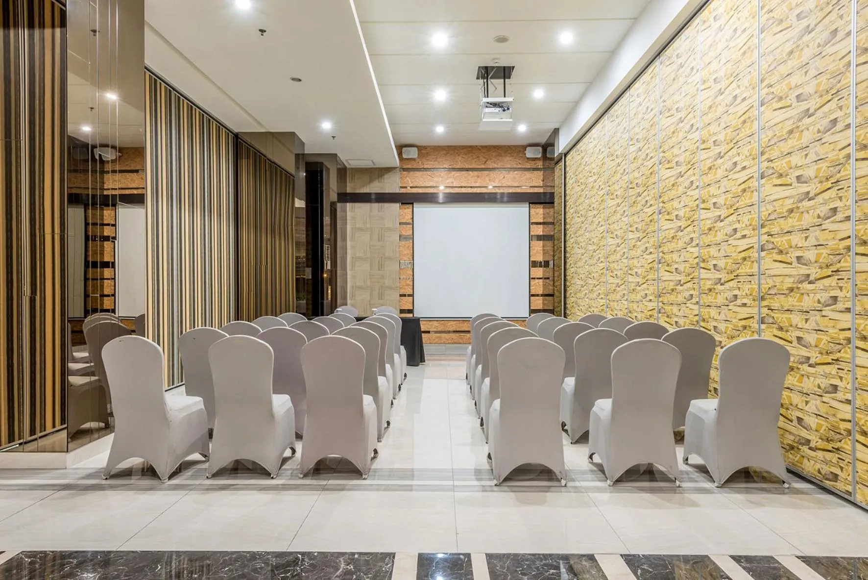 Meeting/conference room in Grande Valore Hotel Cikarang
