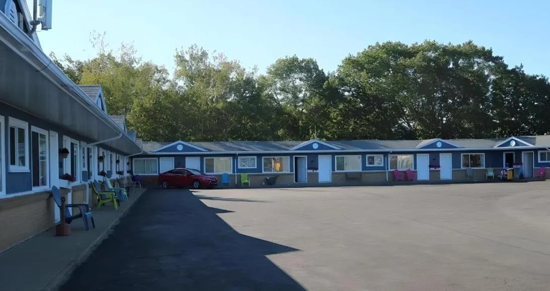 Coastal Inn - Kingfisher