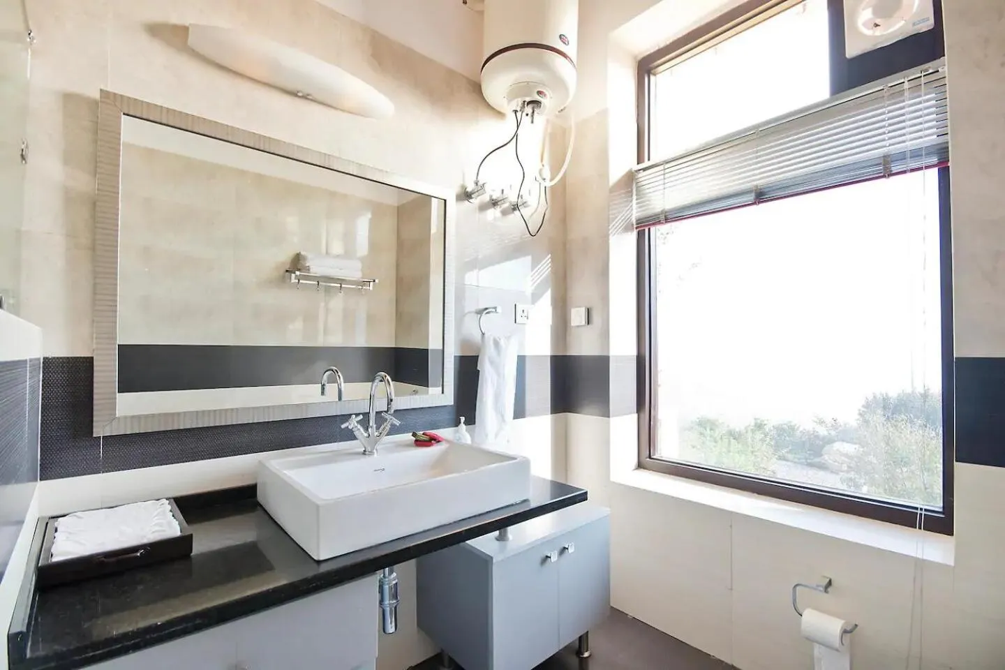 Bathroom in Tree of Life Junoon in the Hills Kumaon