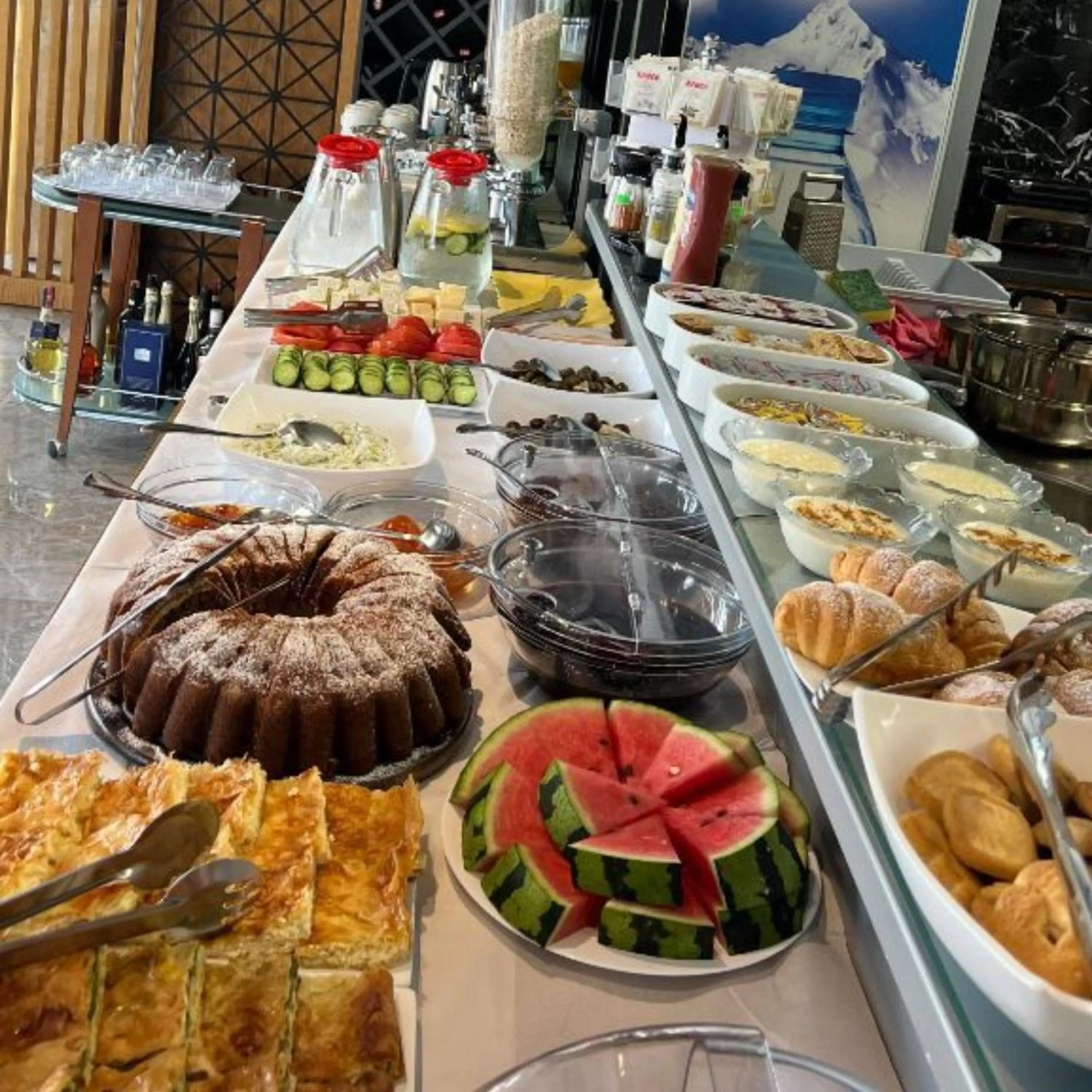 Buffet breakfast in Area Hotel