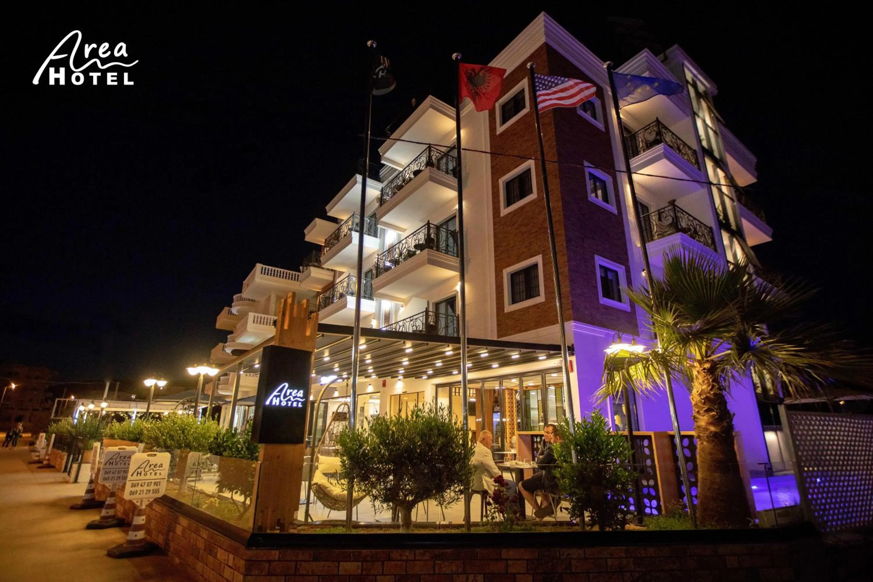 Facade/entrance in Area Hotel