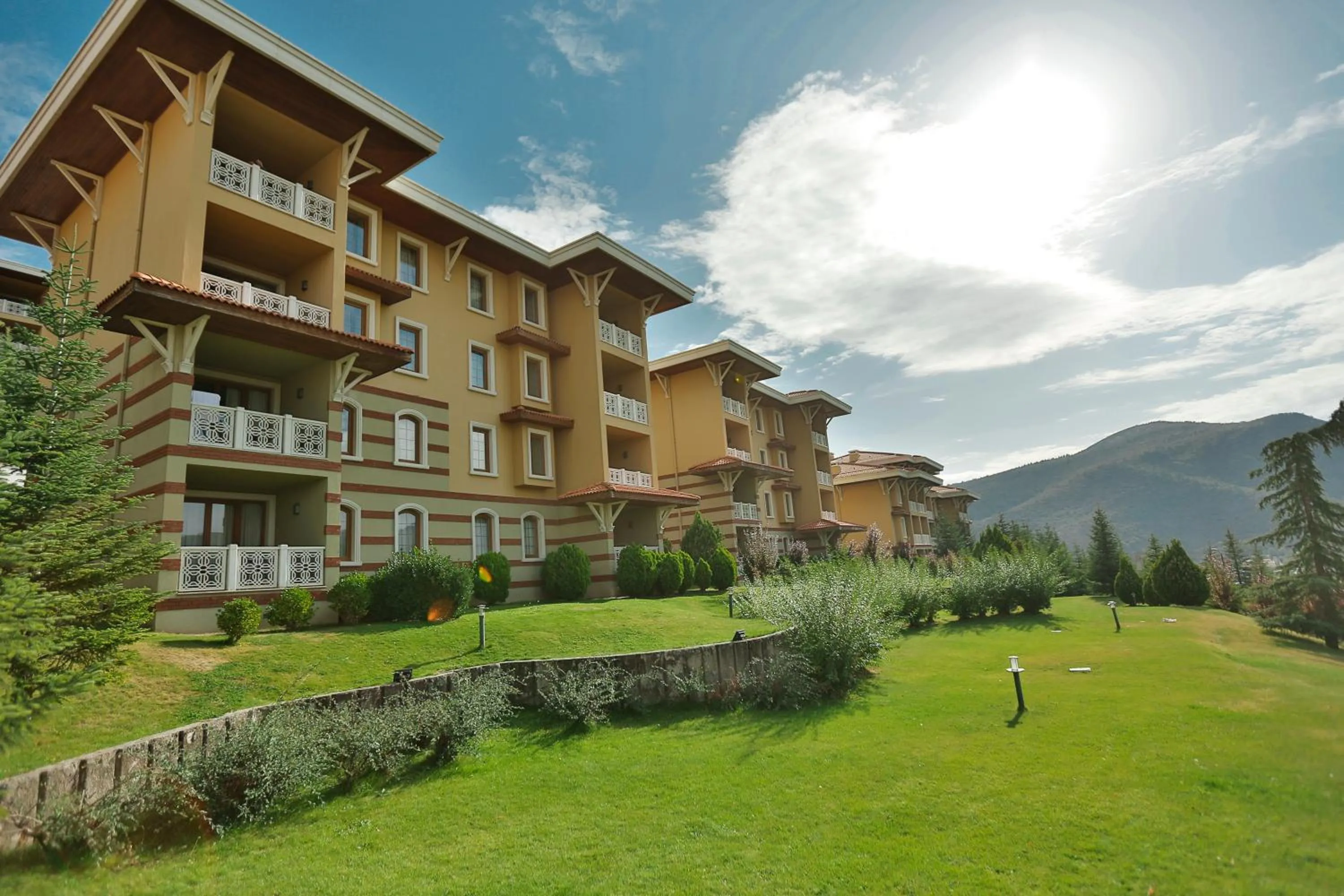 Garden in Eliz Hotel Convention Center Thermal Spa & Wellnes