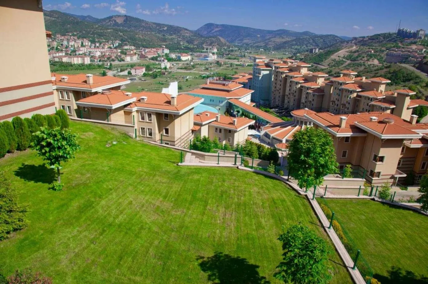 Neighbourhood in Eliz Hotel Convention Center Thermal Spa & Wellnes