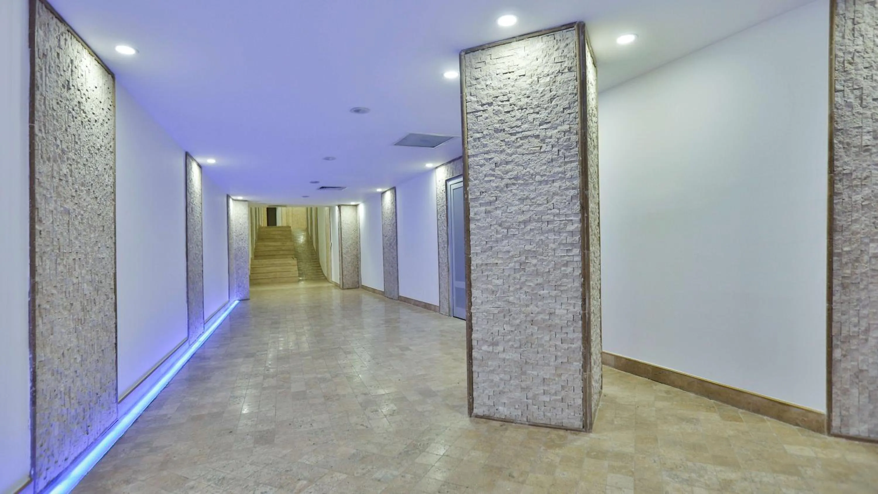 Facade/entrance in Eliz Hotel Convention Center Thermal Spa & Wellnes