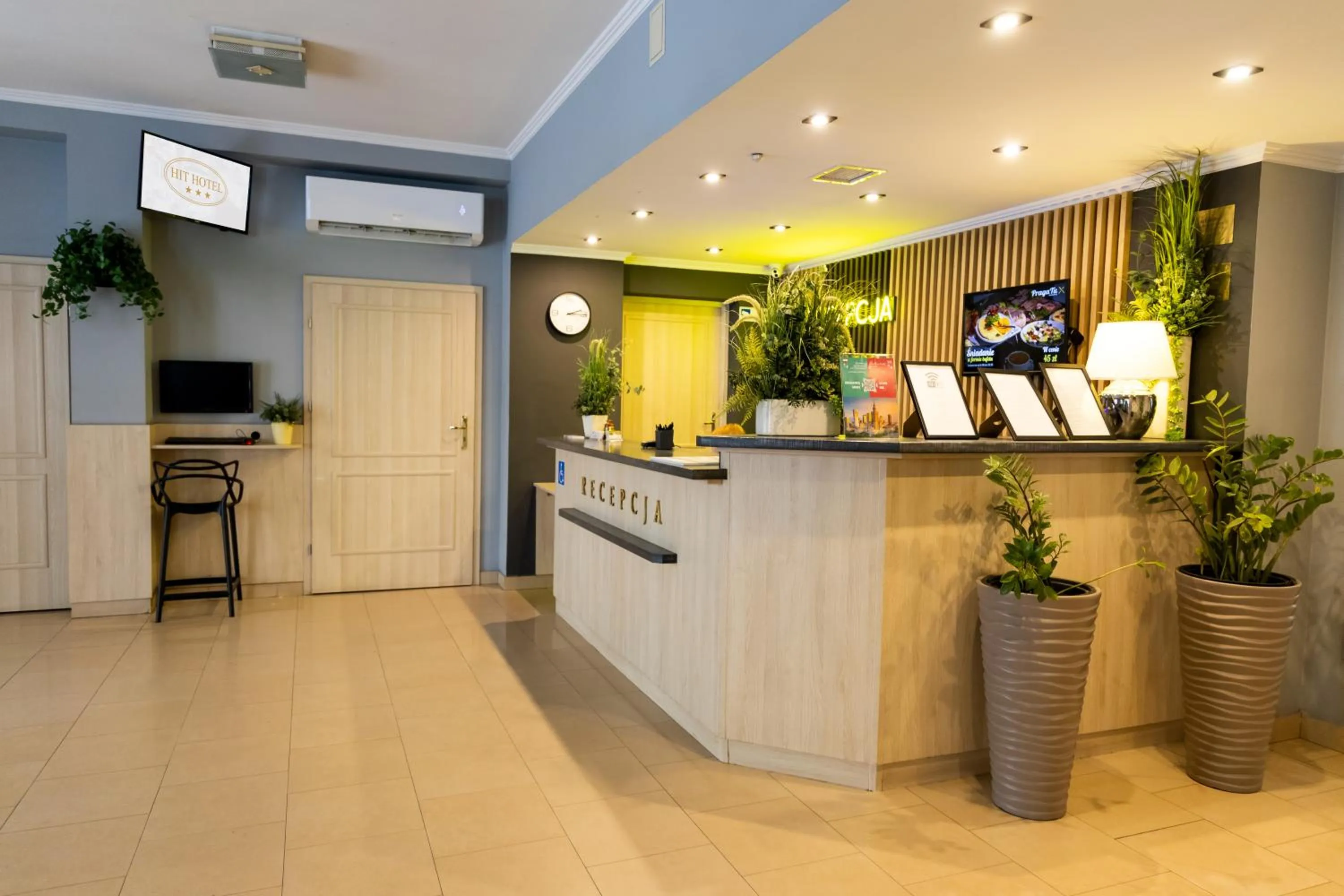 Lobby or reception in Noclegi Hit Rooms & Apartments