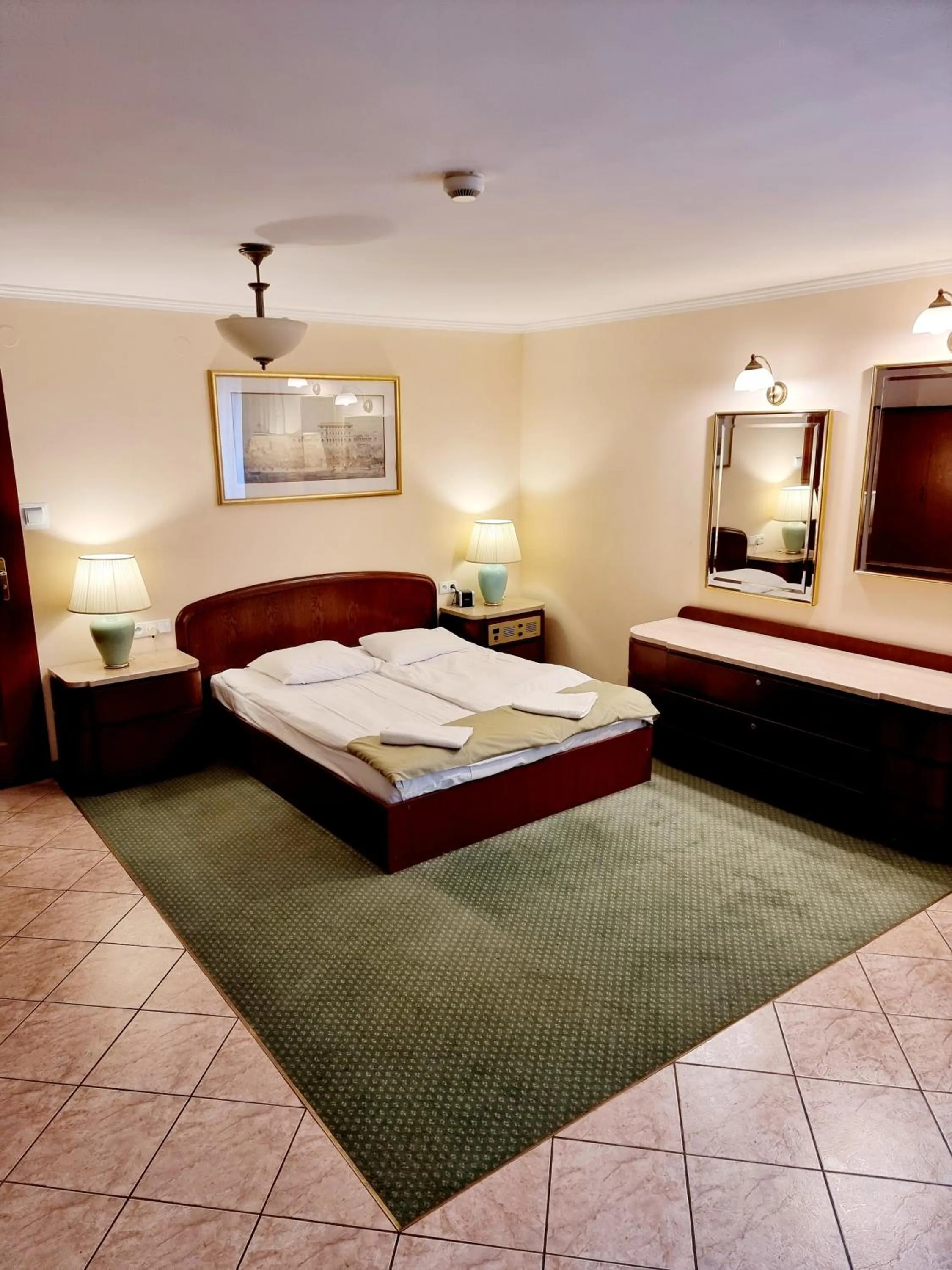 Bed in Noclegi Hit Rooms & Apartments