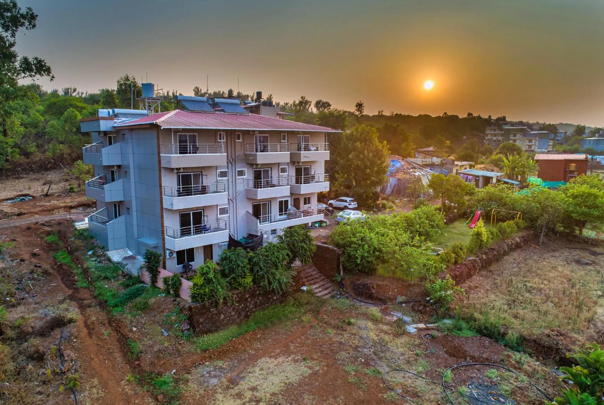 Property building in Hotel Mahabaleshwar Fragrance