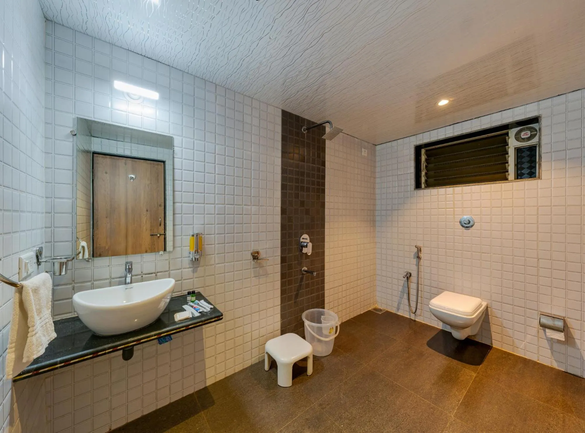 Bathroom in Hotel Mahabaleshwar Fragrance