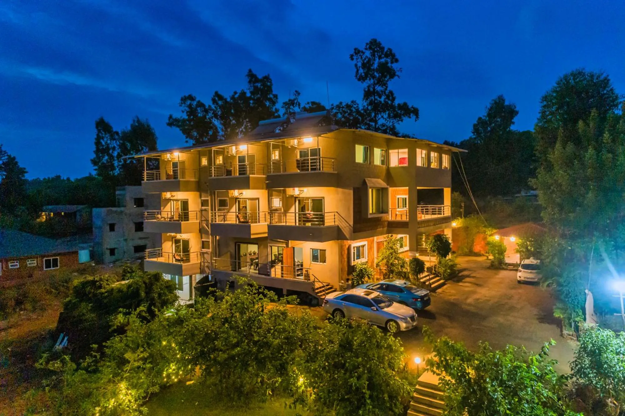 Property building in Hotel Mahabaleshwar Fragrance