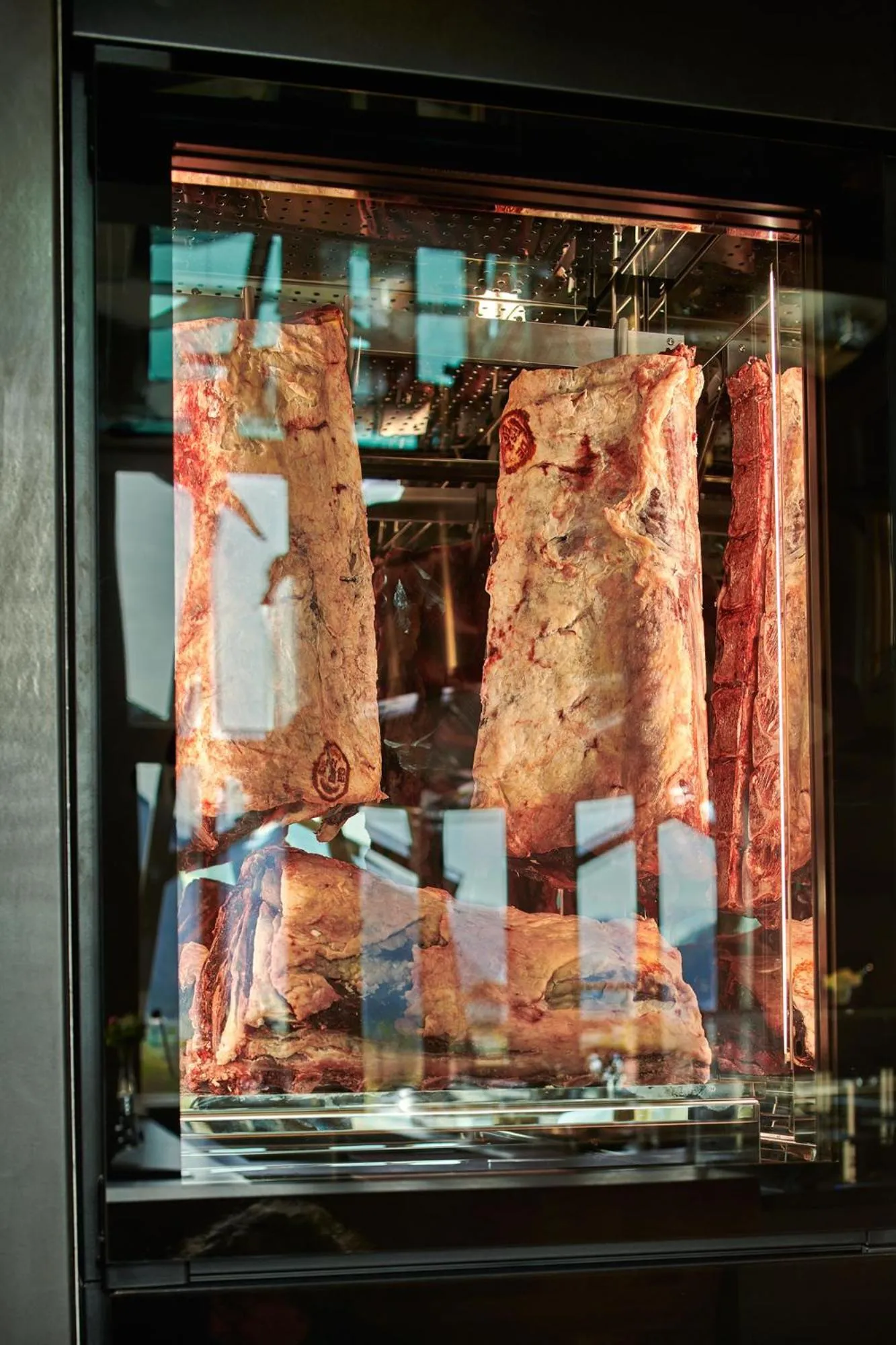 Restaurant/places to eat in Boutique-Hotel LARTOR