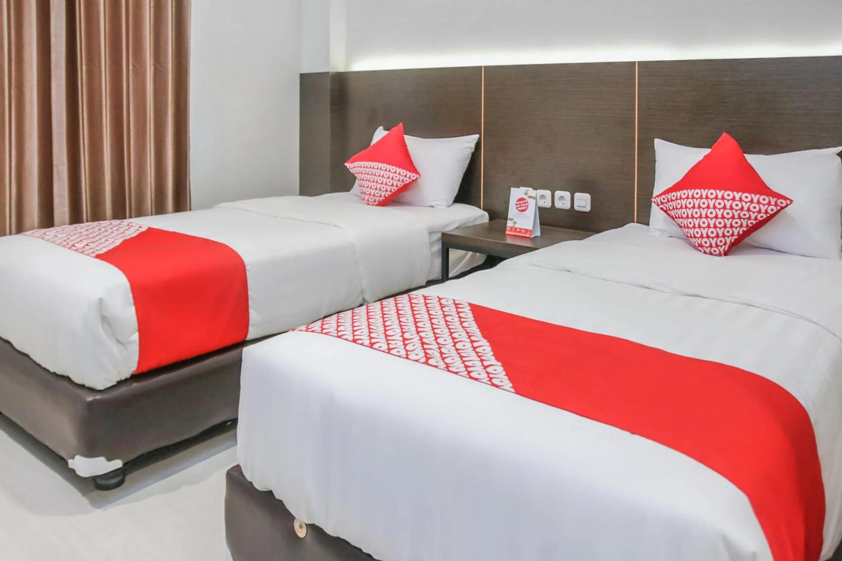Bedroom, Bed in Hotel O Azzahra Guest House Syariah