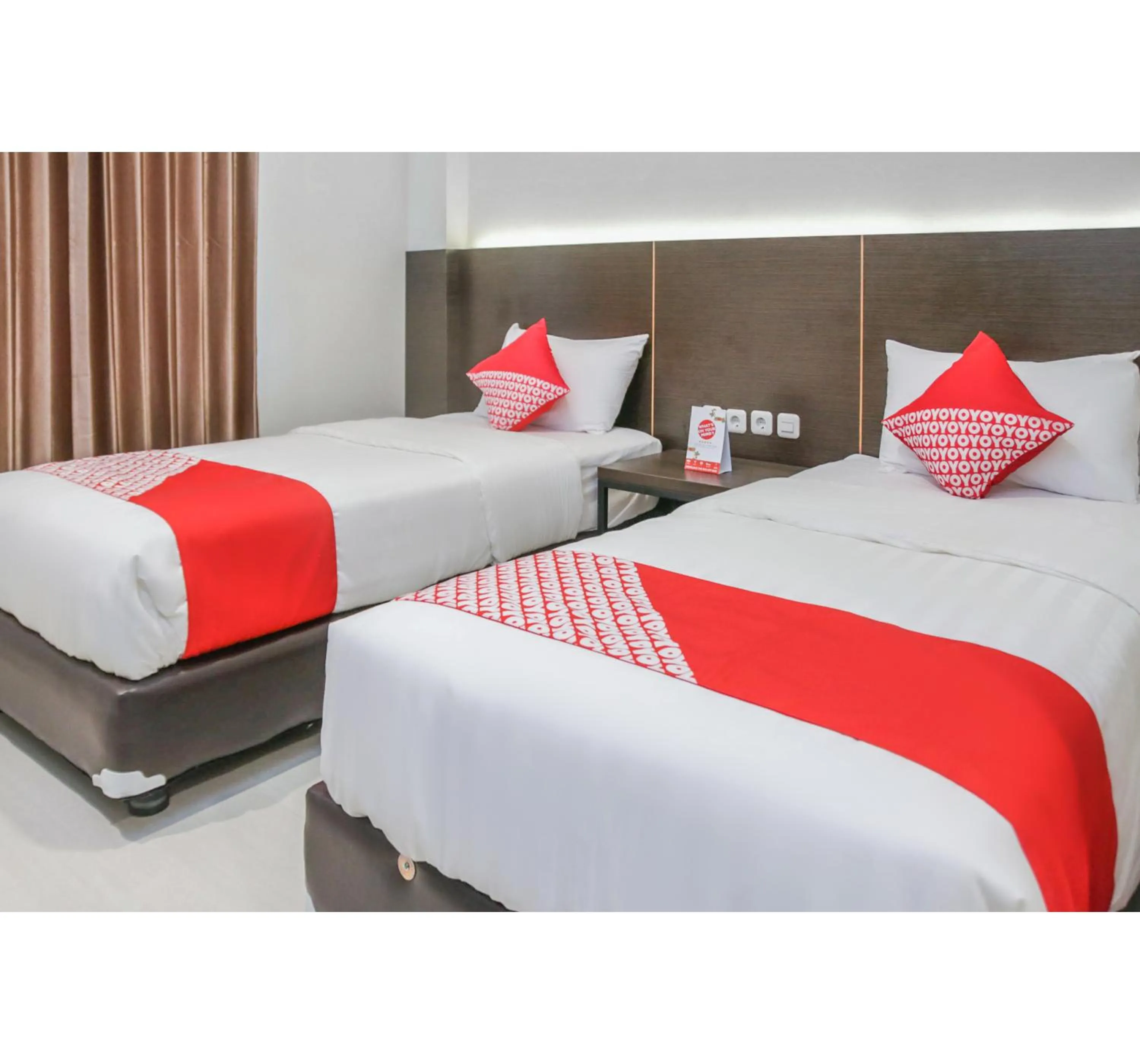 Bedroom, Bed in Hotel O Azzahra Guest House Syariah