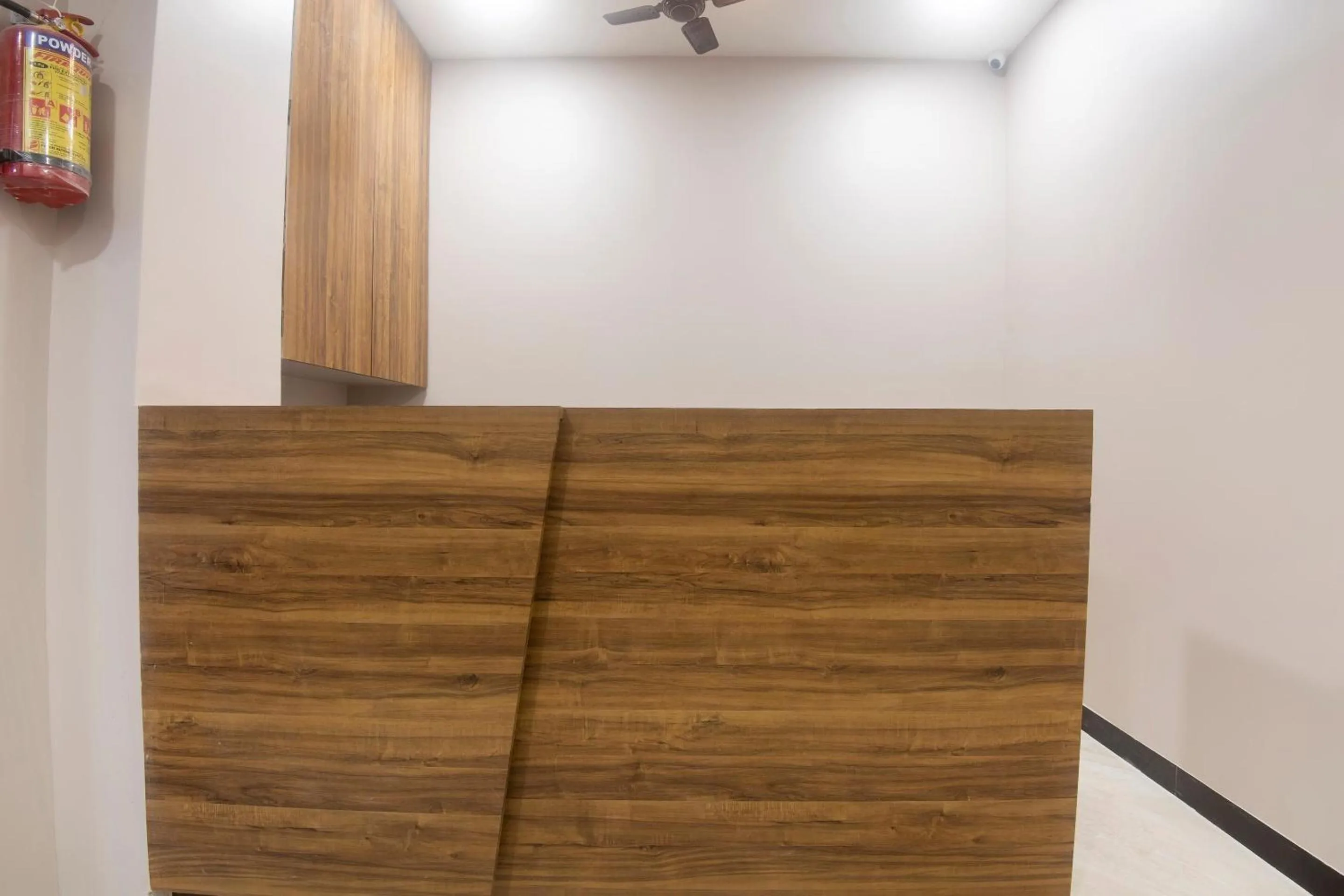 Lobby or reception in OYO Hotel Blue Executive Near Chhatrapati Shivaji International Airport