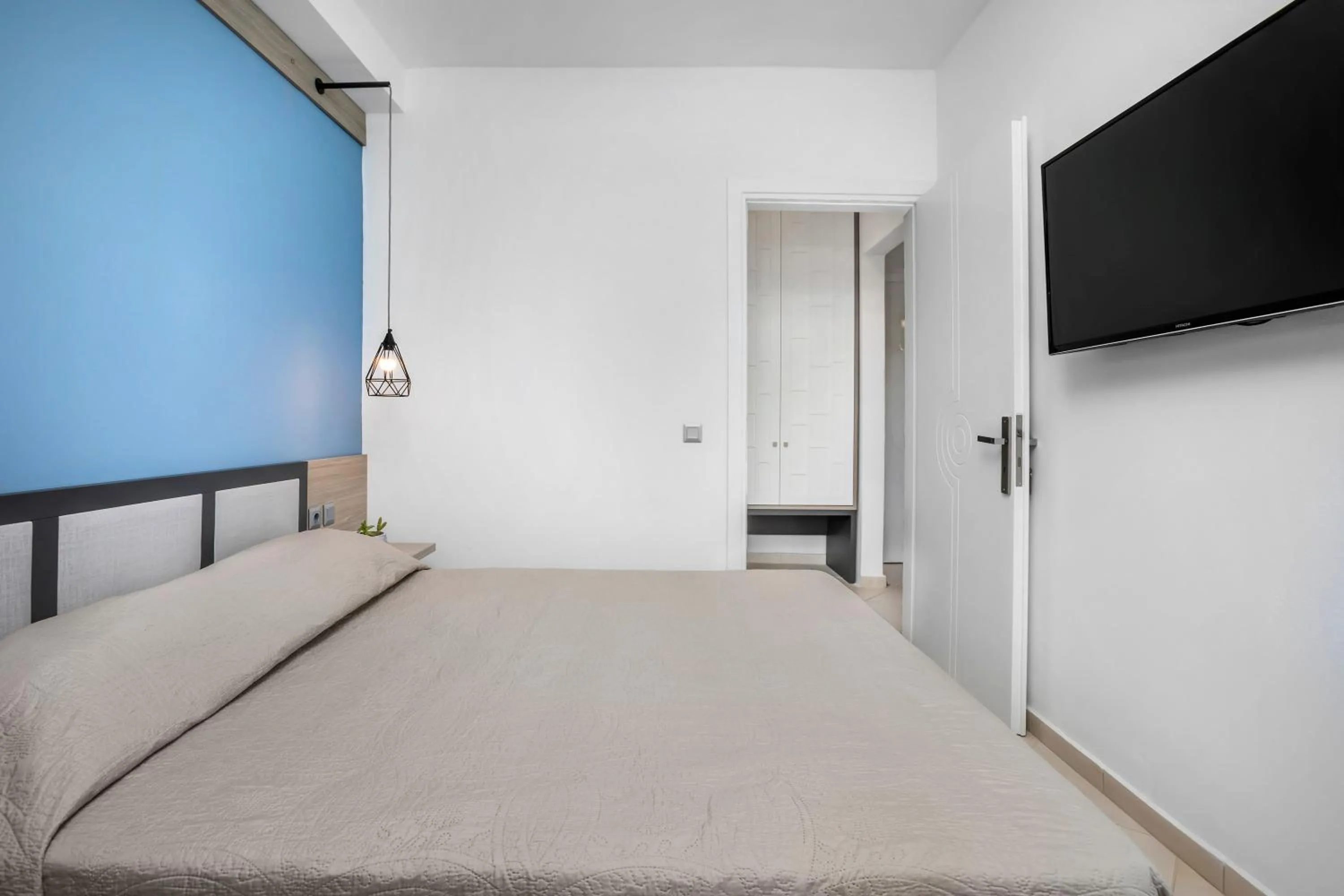 Bedroom, Bed in Agreste Luxury Apartments