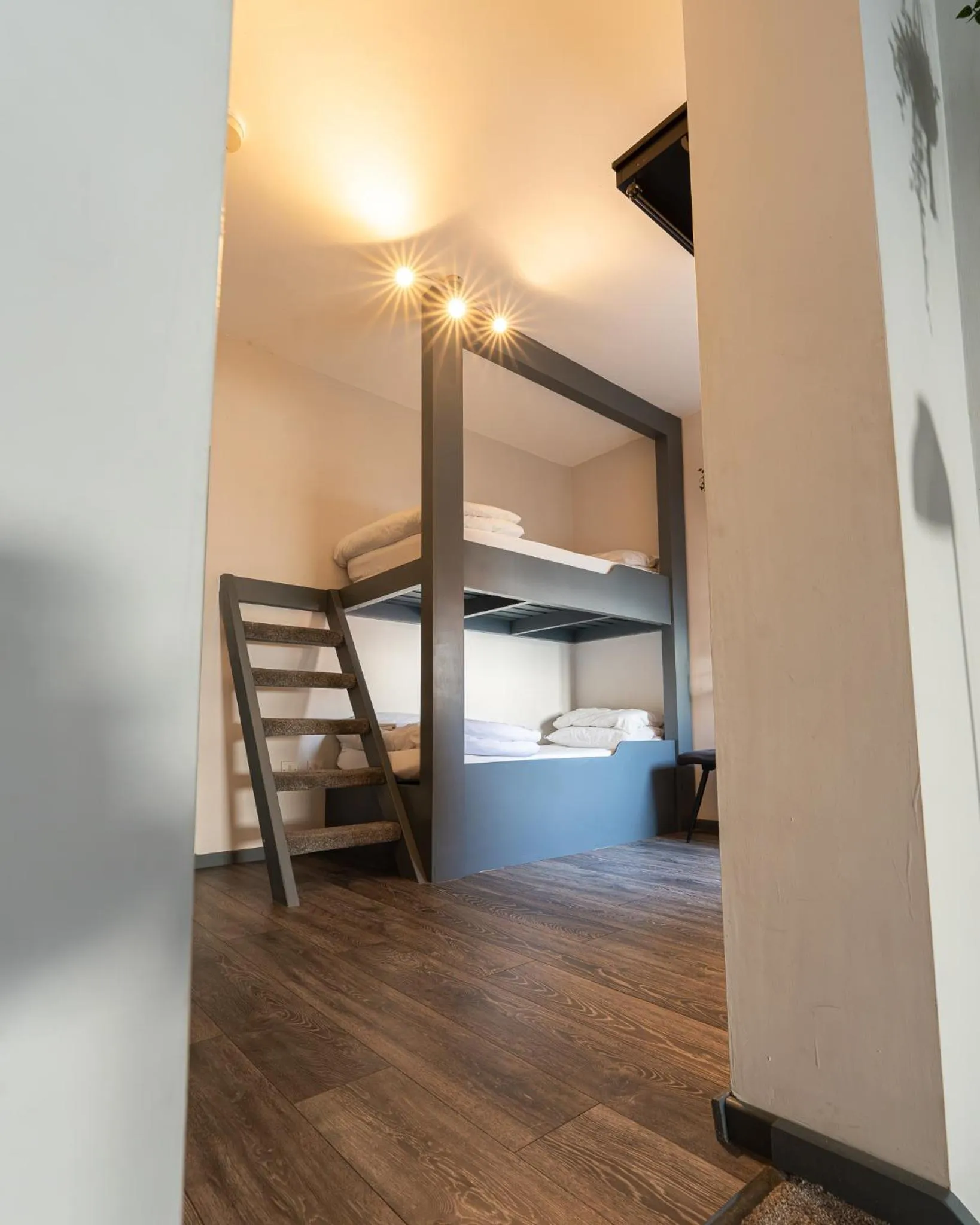 Vibe Holiday Apartments