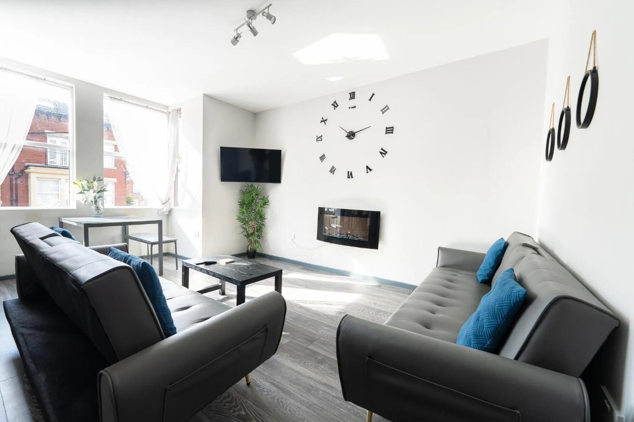 Vibe Holiday Apartments