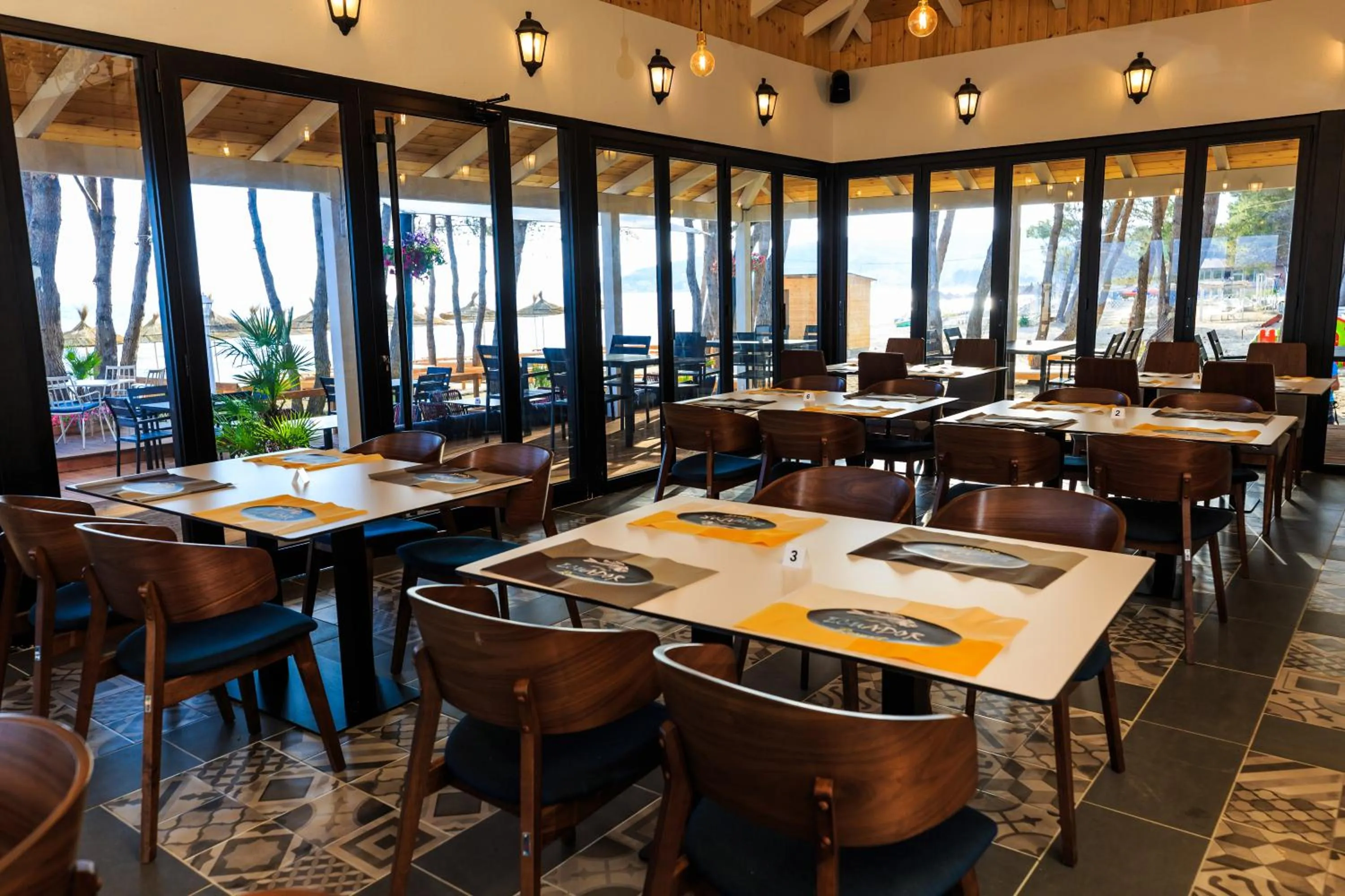 Restaurant/places to eat in ECUADOR Resort