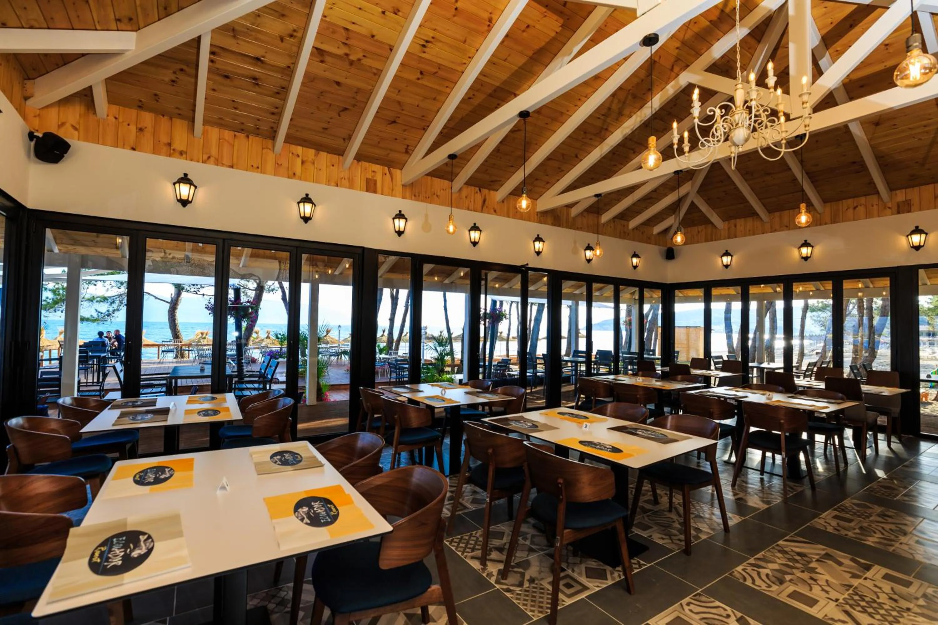 Restaurant/places to eat in ECUADOR Resort