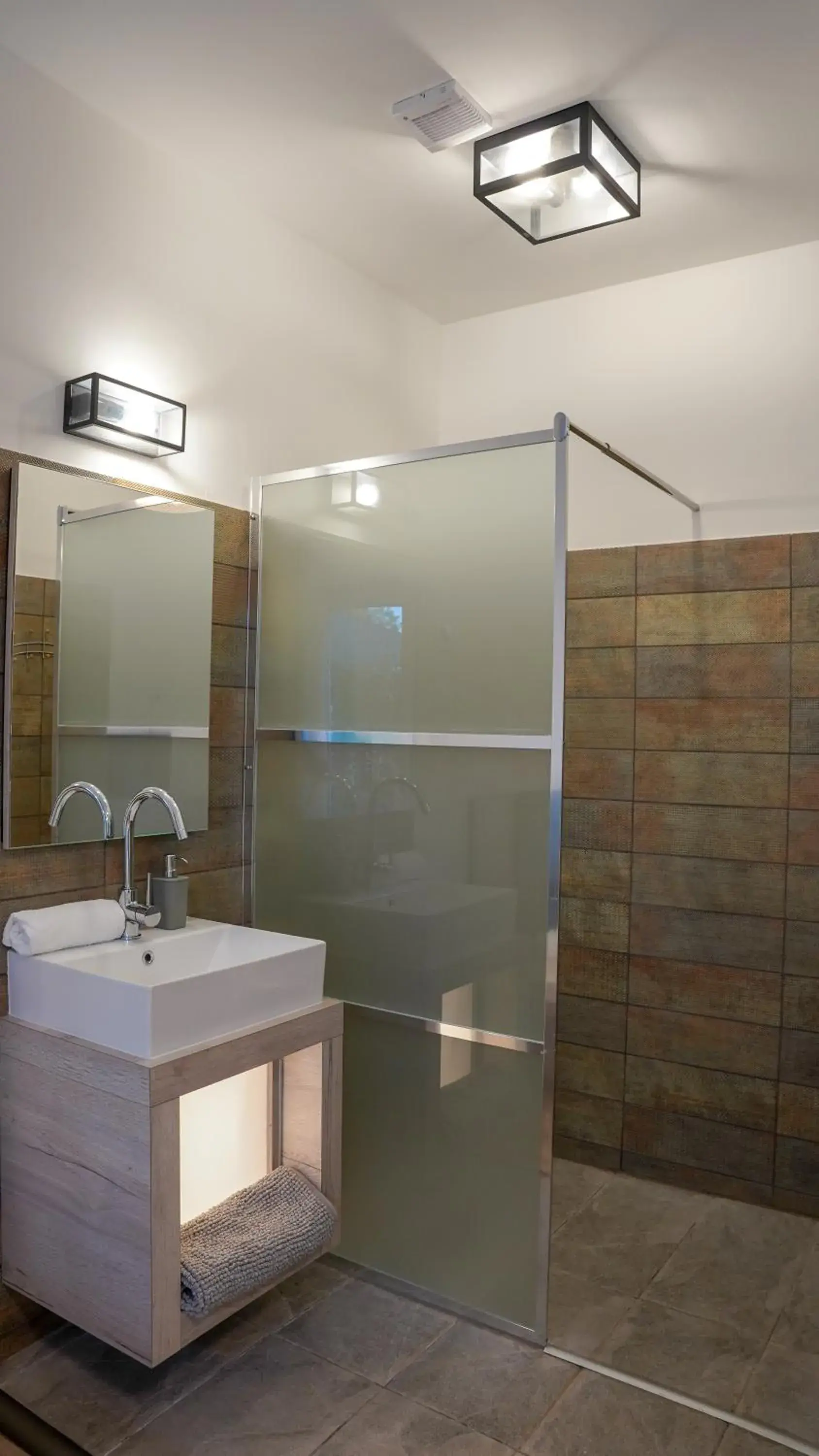 Deluxe Double Room - single occupancy in Napsugár Club és Panzió Deluxe Double Room - single occupancy in Napsugár Club és Panzió