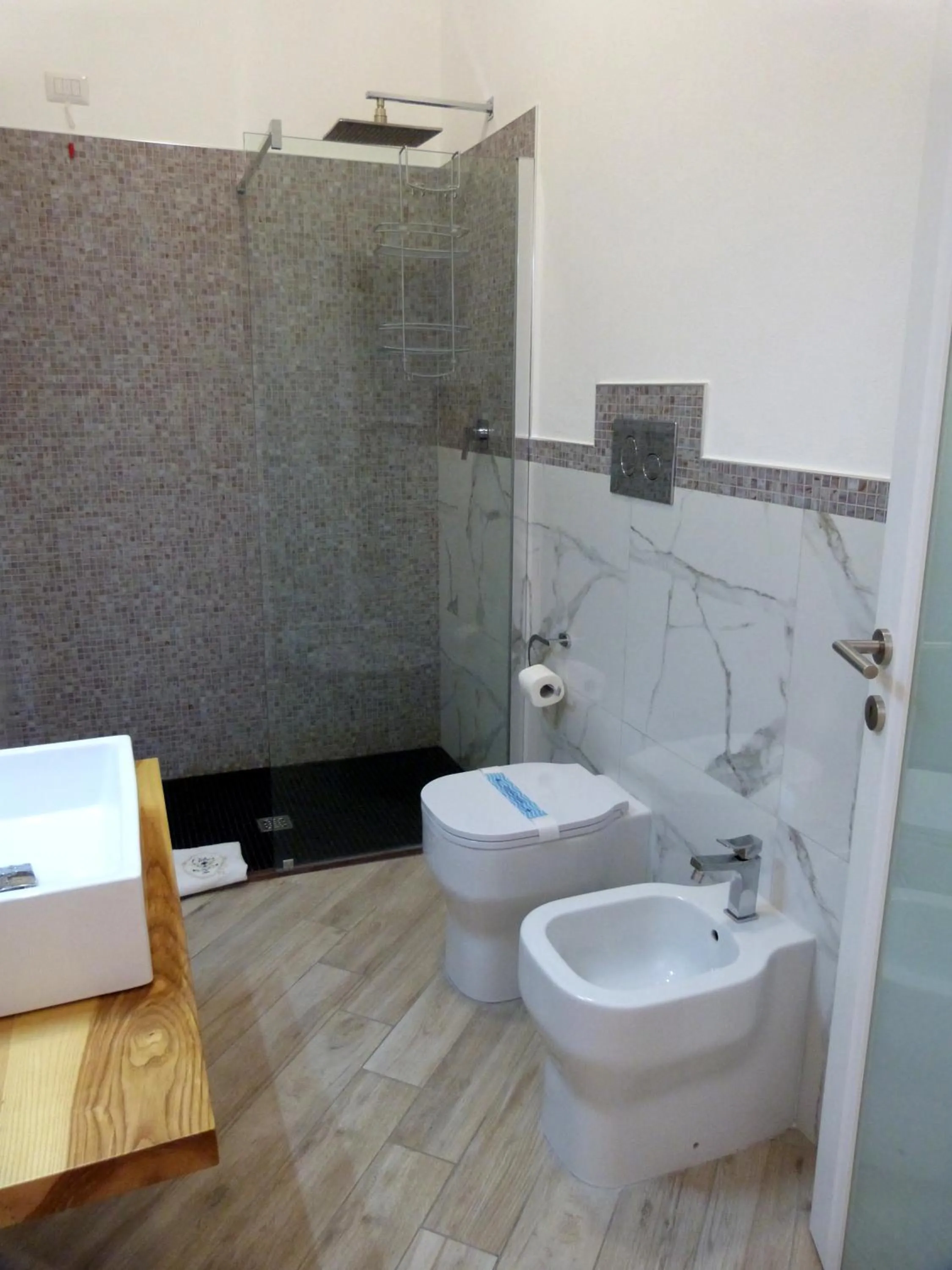 Clelia's Boutique Rooms & Suites