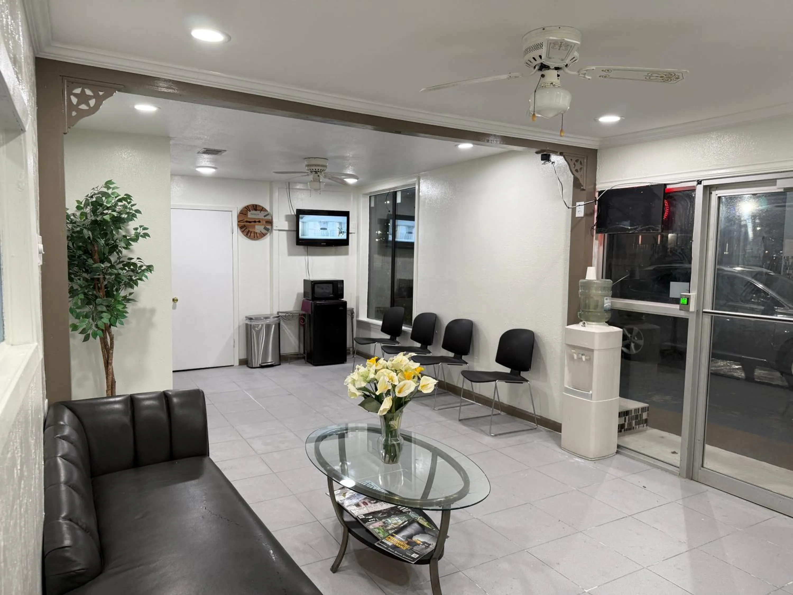 Lobby or reception in Rodeway Inn Hattiesburg North