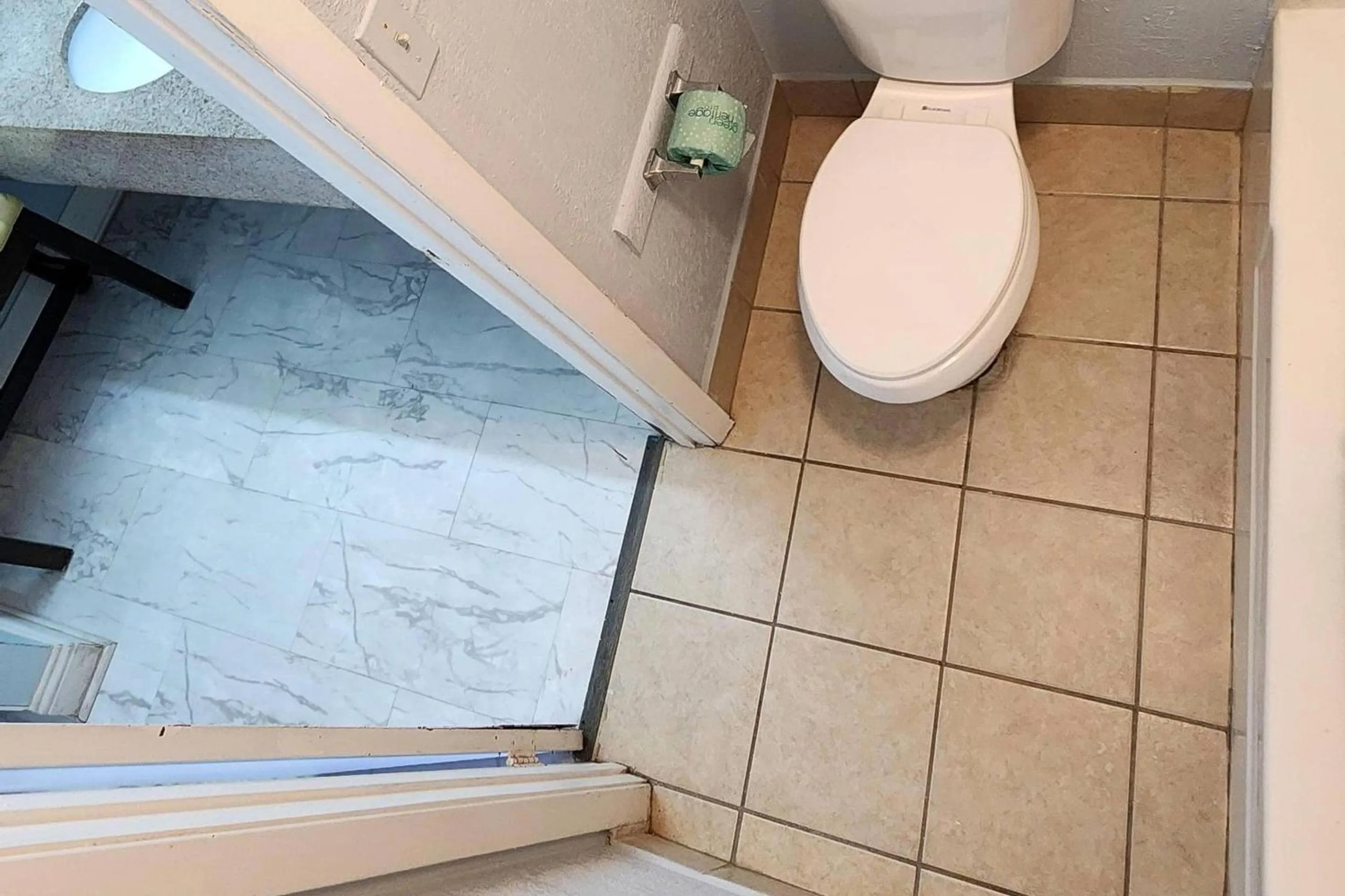 Bedroom in Rodeway Inn Hattiesburg North