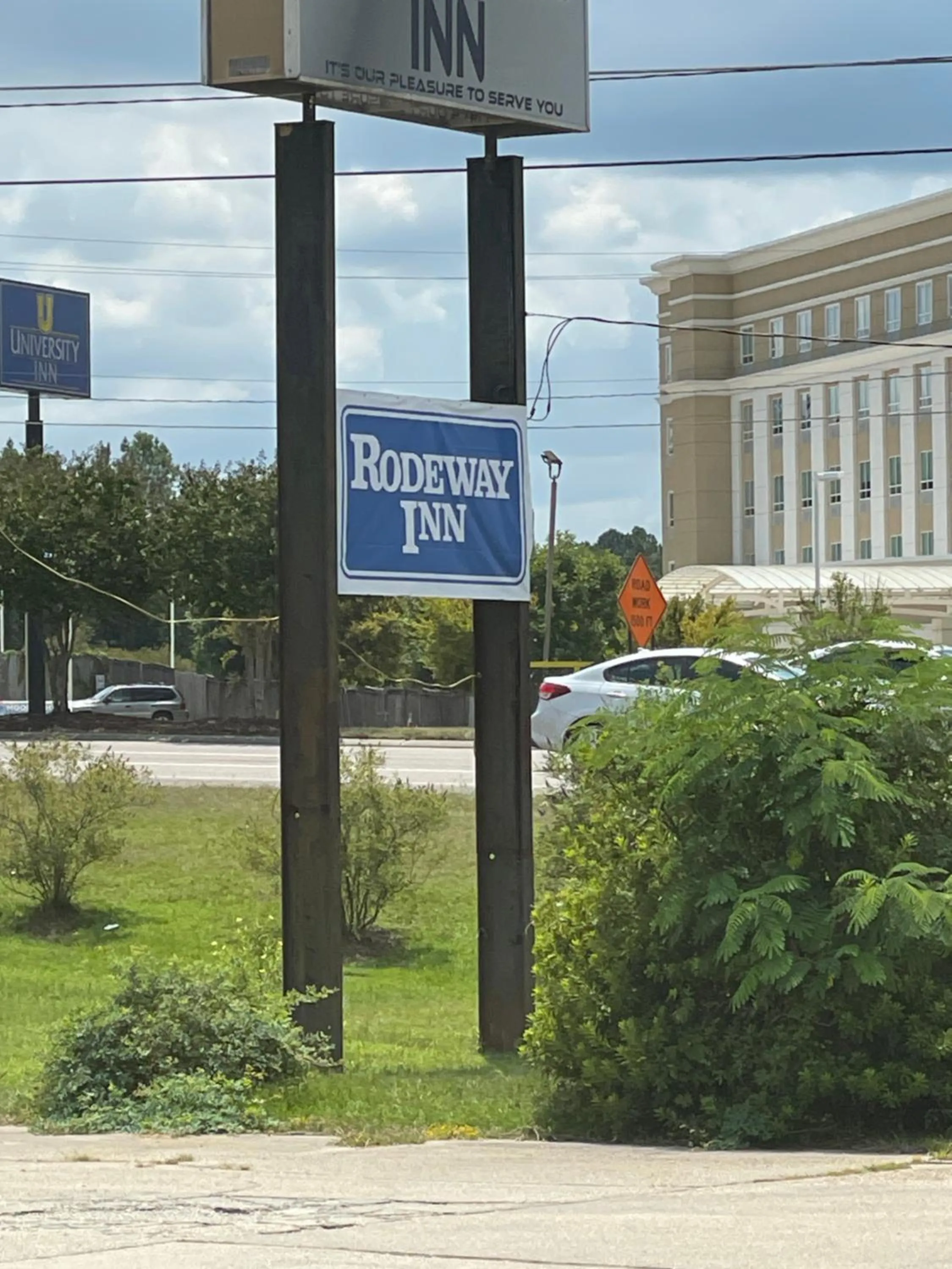 Street view in Rodeway Inn Hattiesburg North