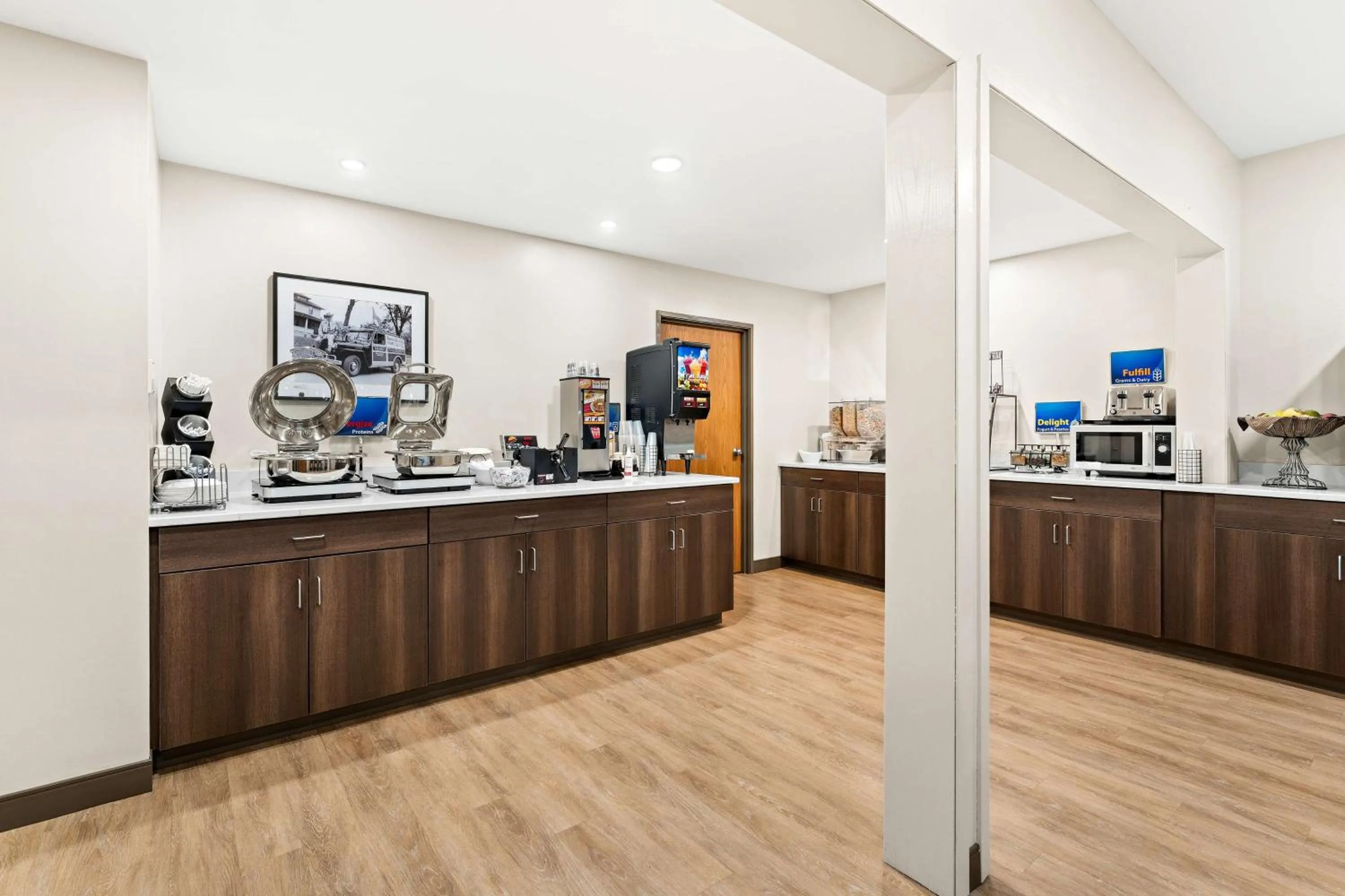 Breakfast in Best Western Vermillion Inn