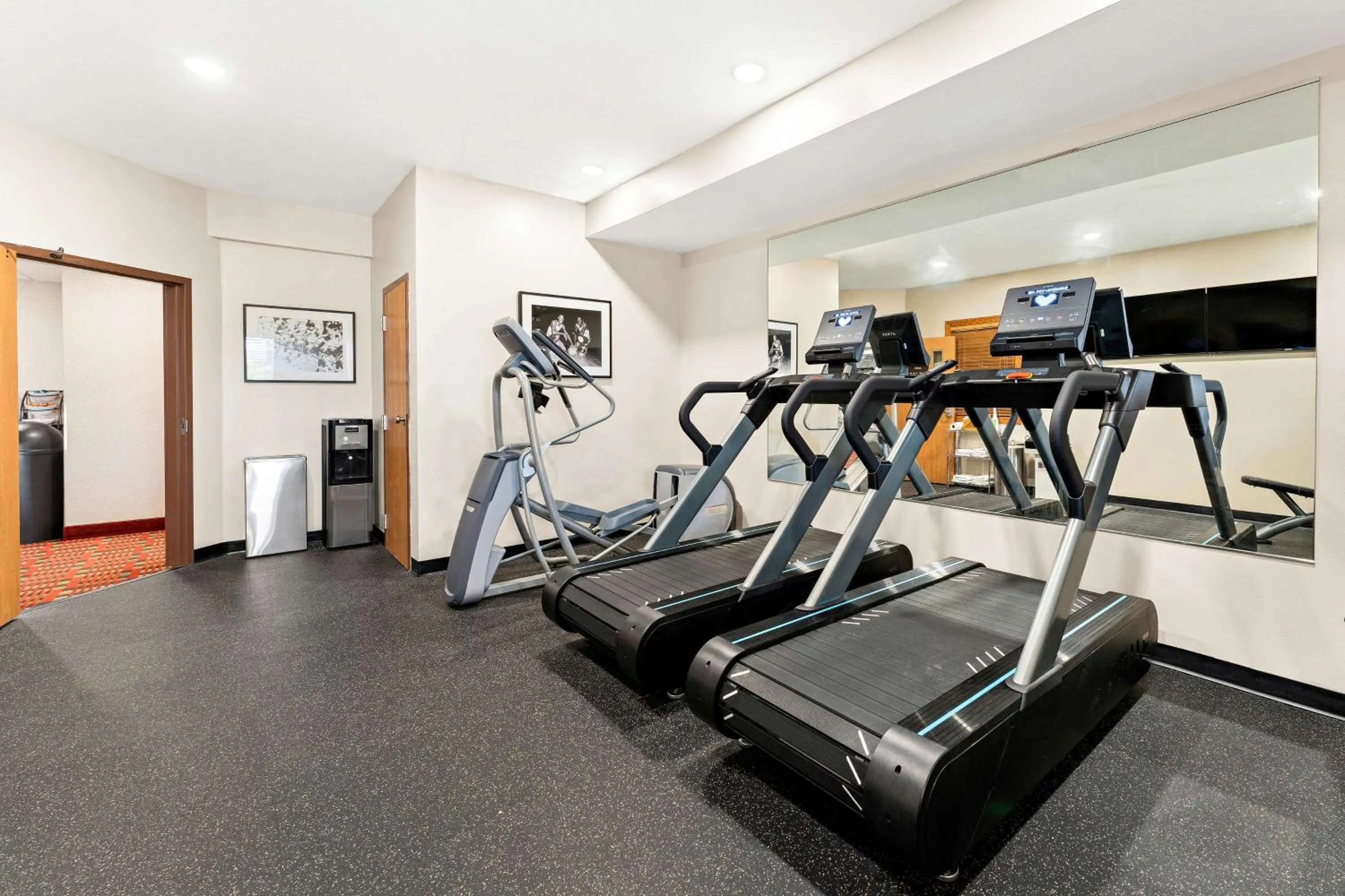 Fitness centre/facilities in Best Western Vermillion Inn