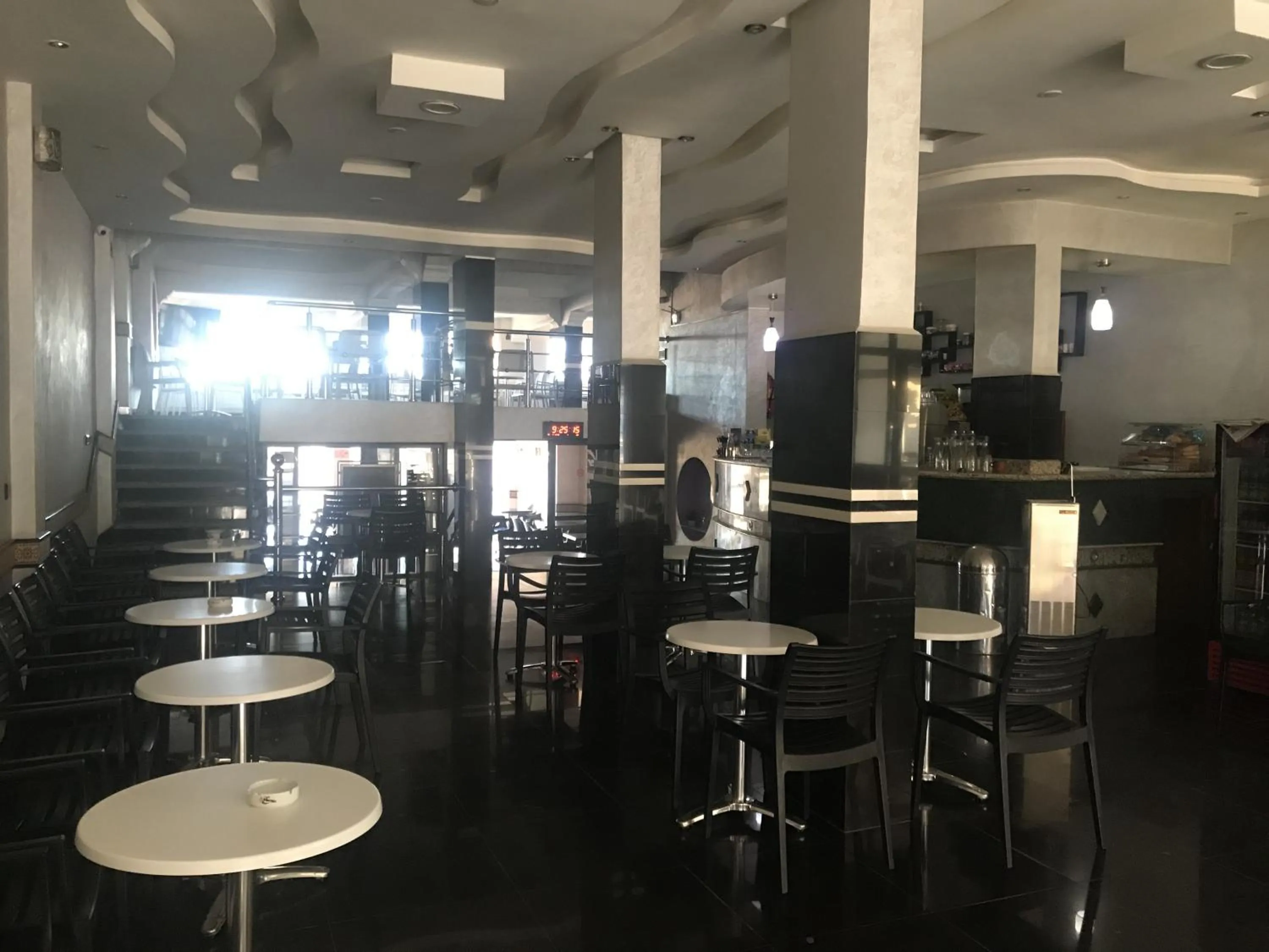 Restaurant/places to eat in Hôtel Afoulki Tiznit