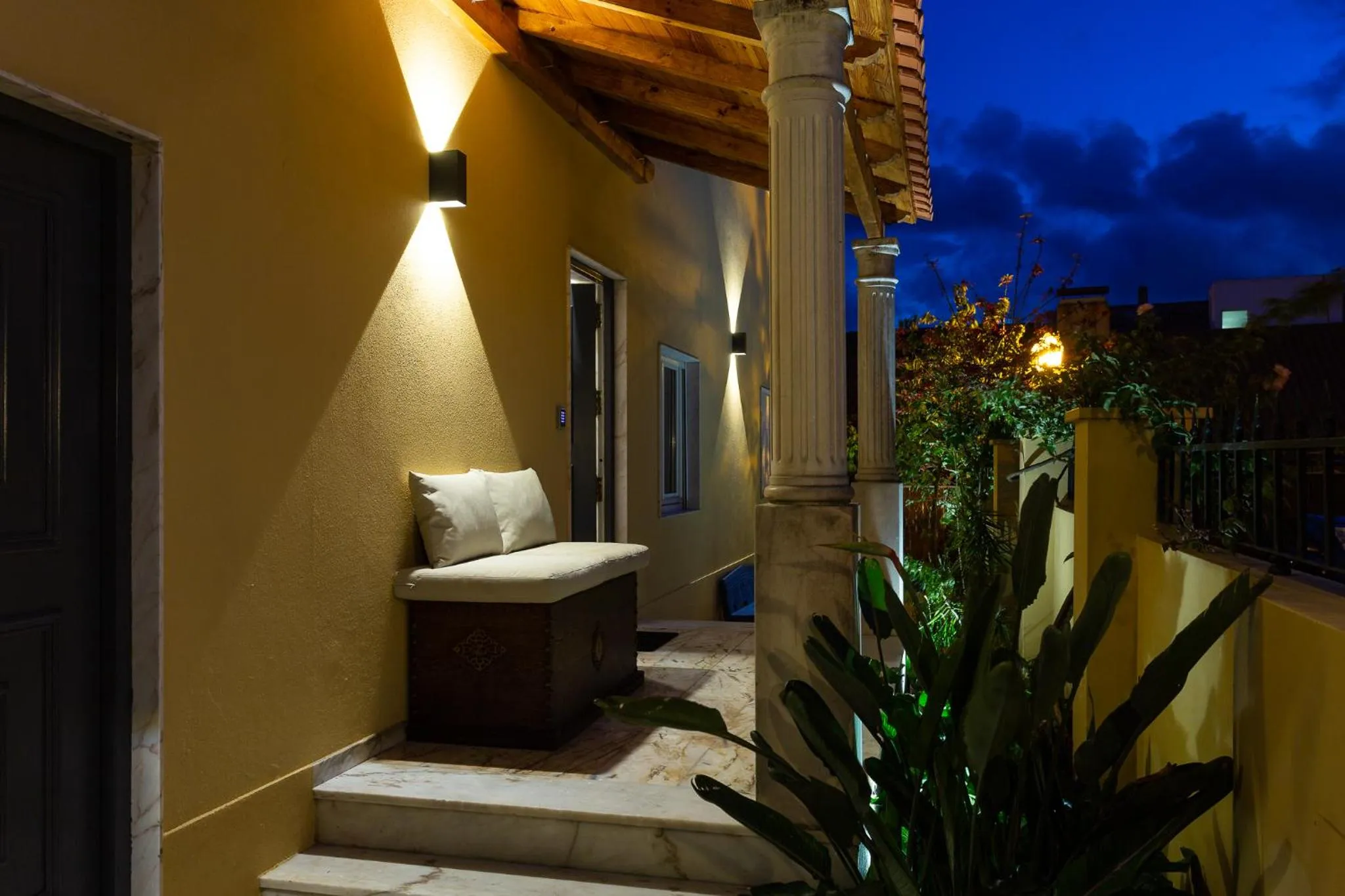 Facade/entrance in Geronimo Guest House Belém