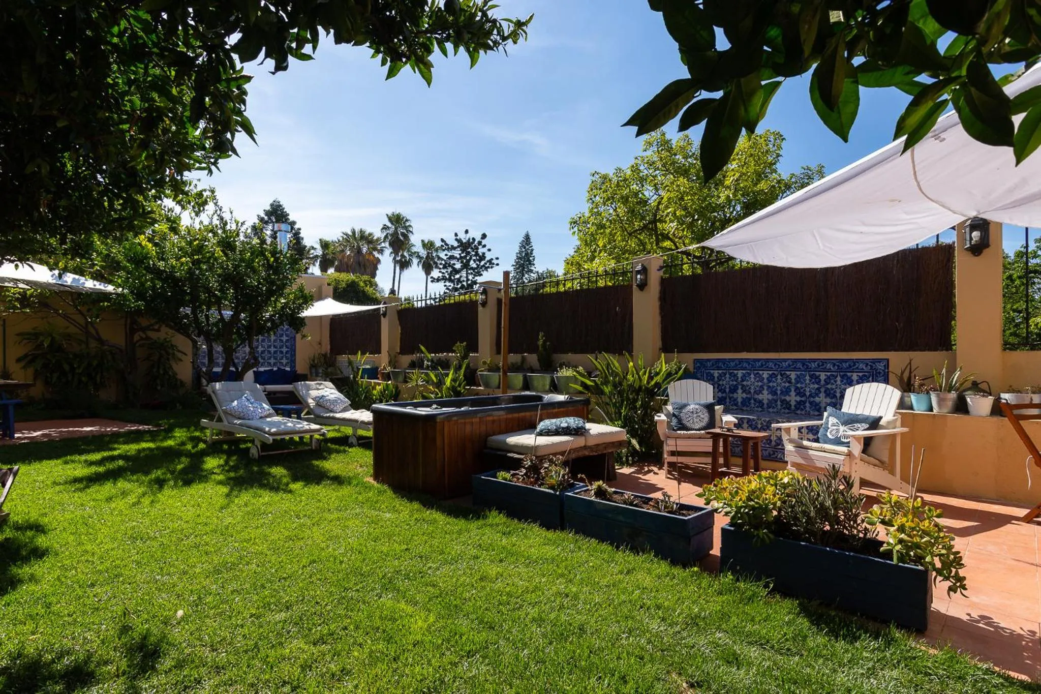 Garden in Geronimo Guest House Belém