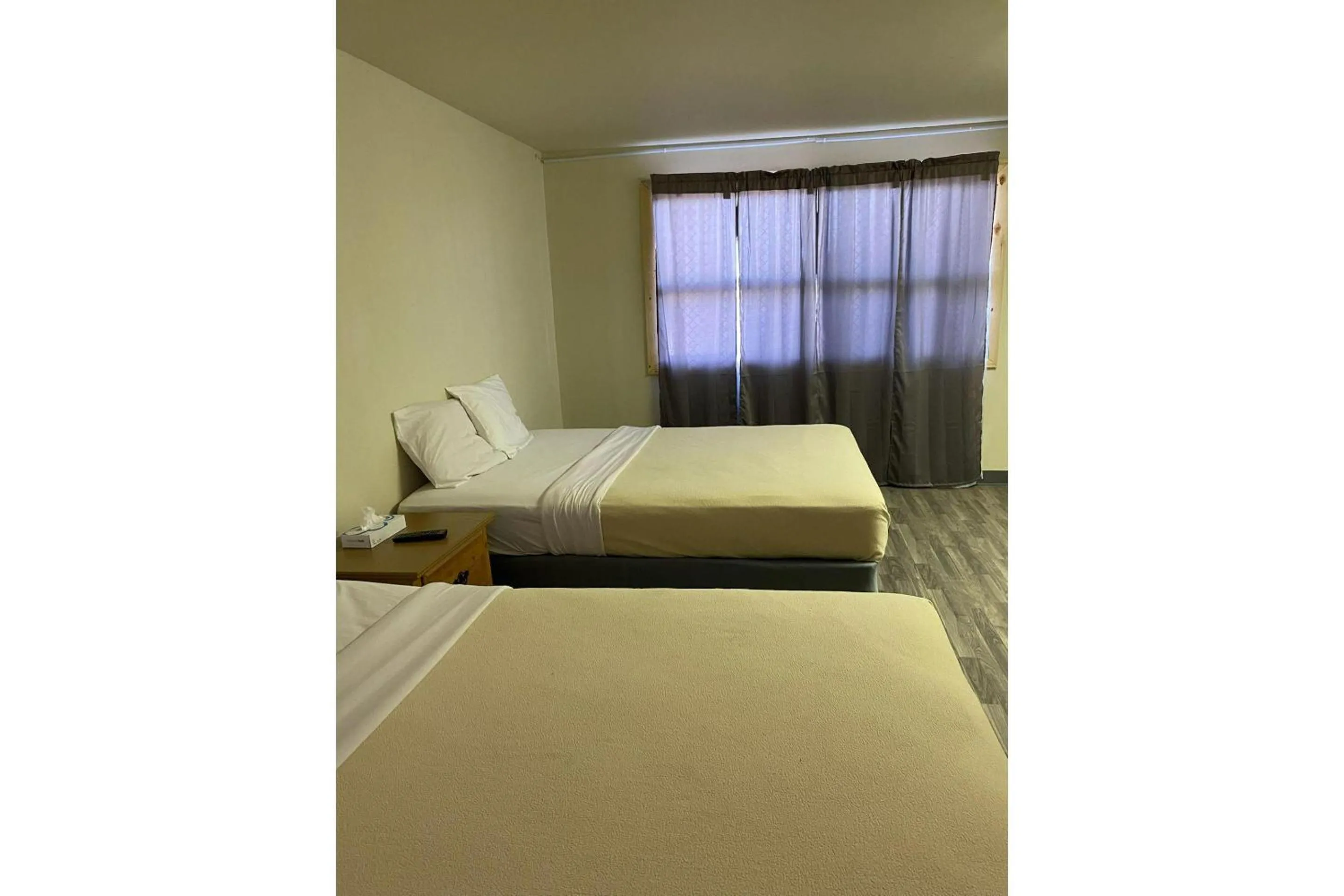 Bedroom, Bed in Homestead Inn Wolf Point Hwy 2