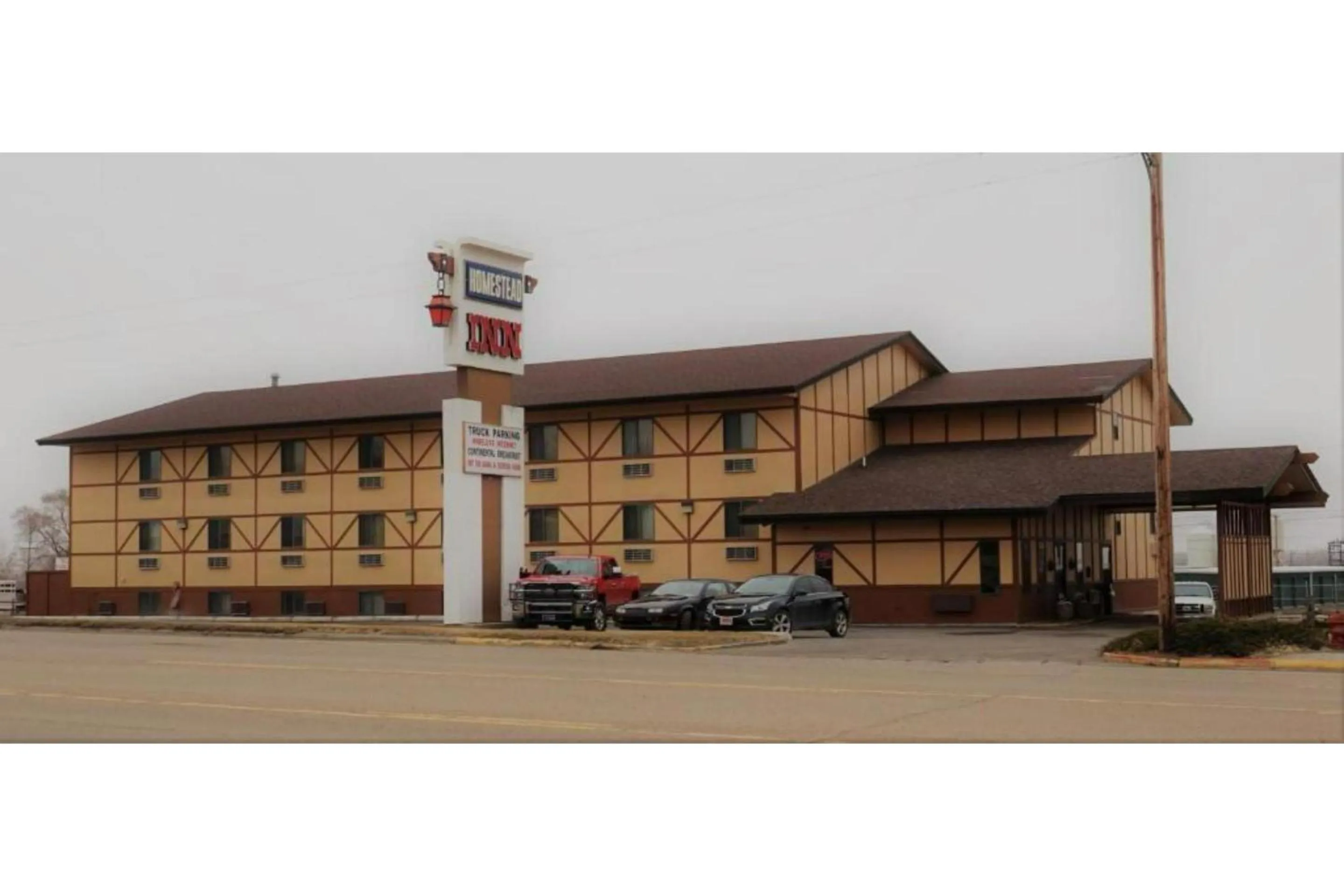 Parking in Homestead Inn Wolf Point Hwy 2